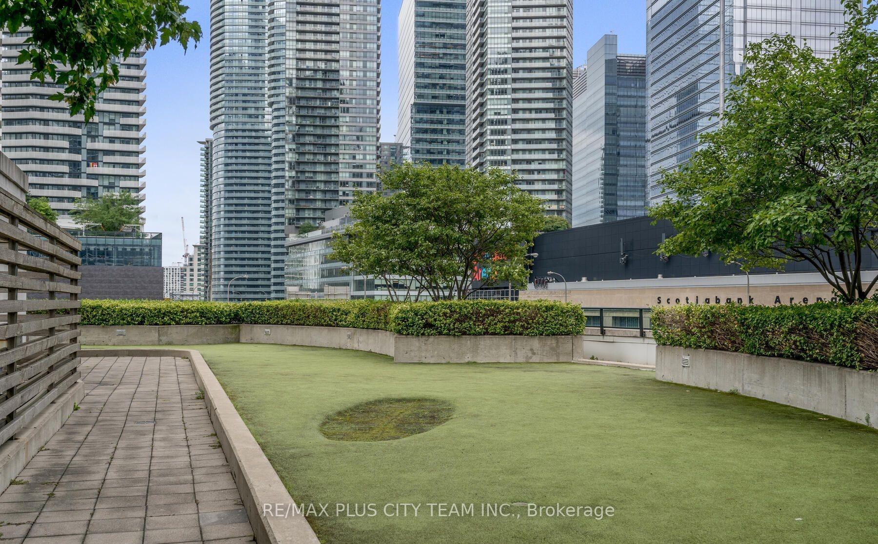 Photo 22 of Unit 201, 18 Harbour Street, Toronto, Waterfront Communities — HOMEH