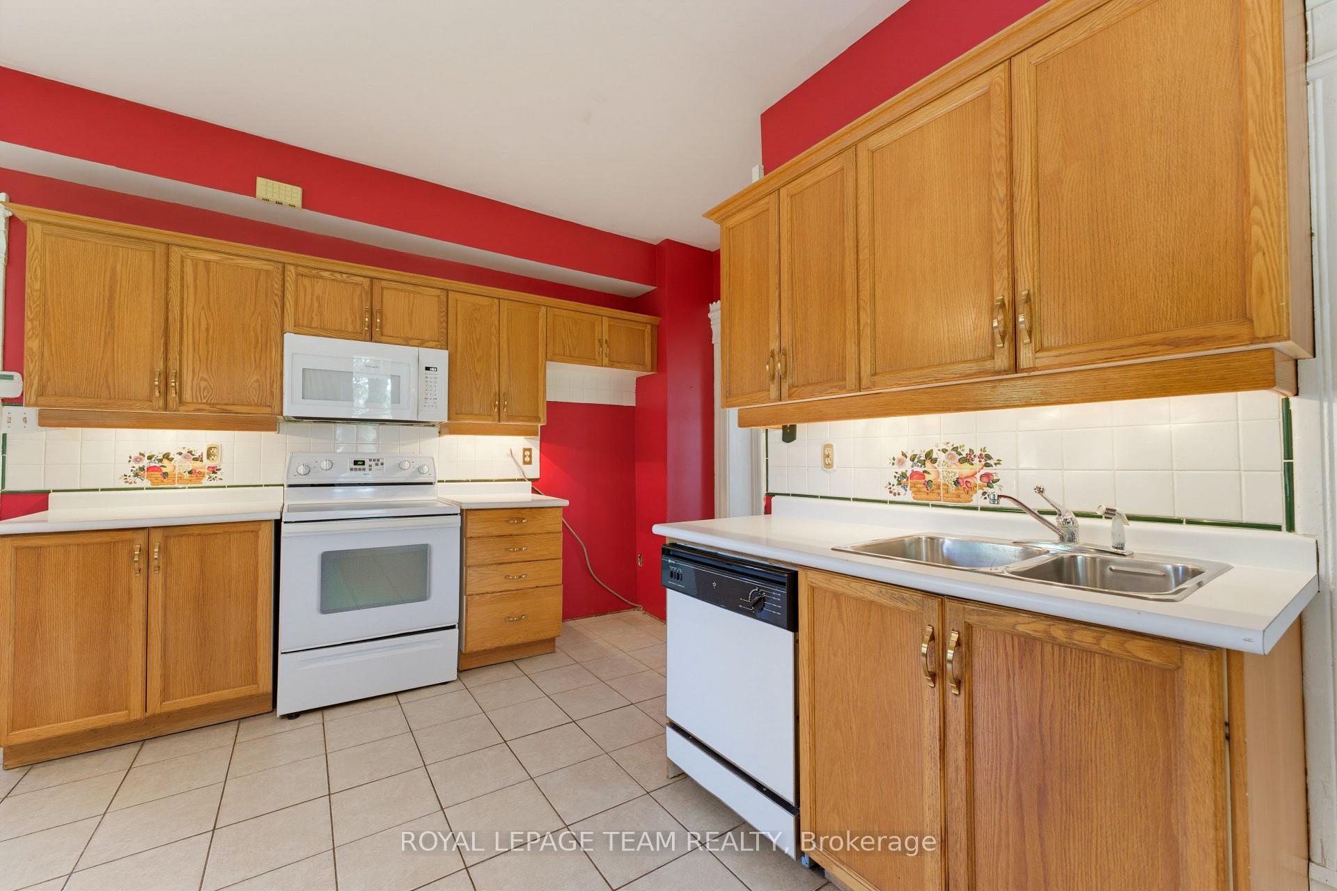 Photo 14 of 218 Groveton Road, Edwardsburgh/Cardinal, Edwardsburgh/Cardinal Twp — HOMEH