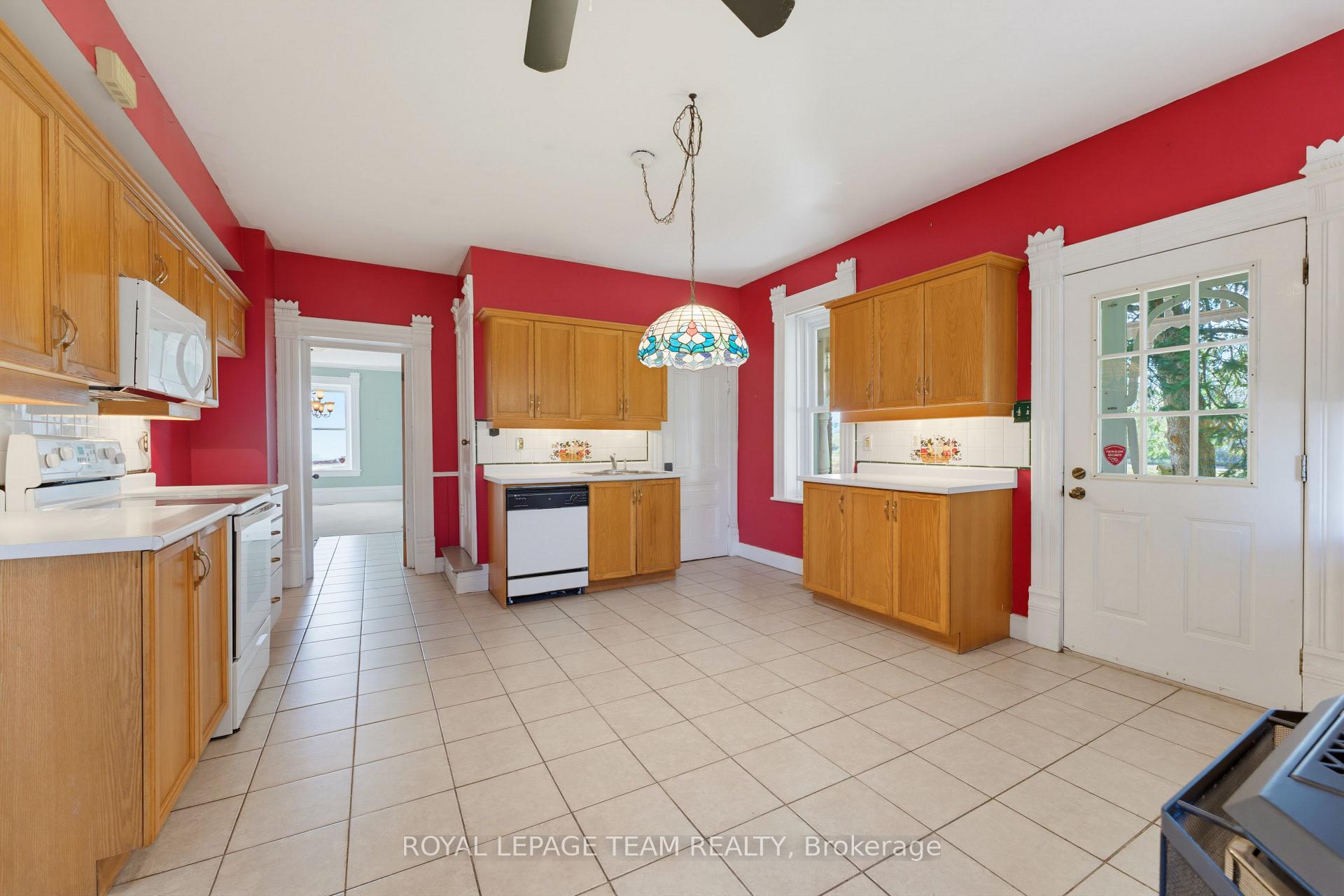 Photo 16 of 218 Groveton Road, Edwardsburgh/Cardinal, Edwardsburgh/Cardinal Twp — HOMEH