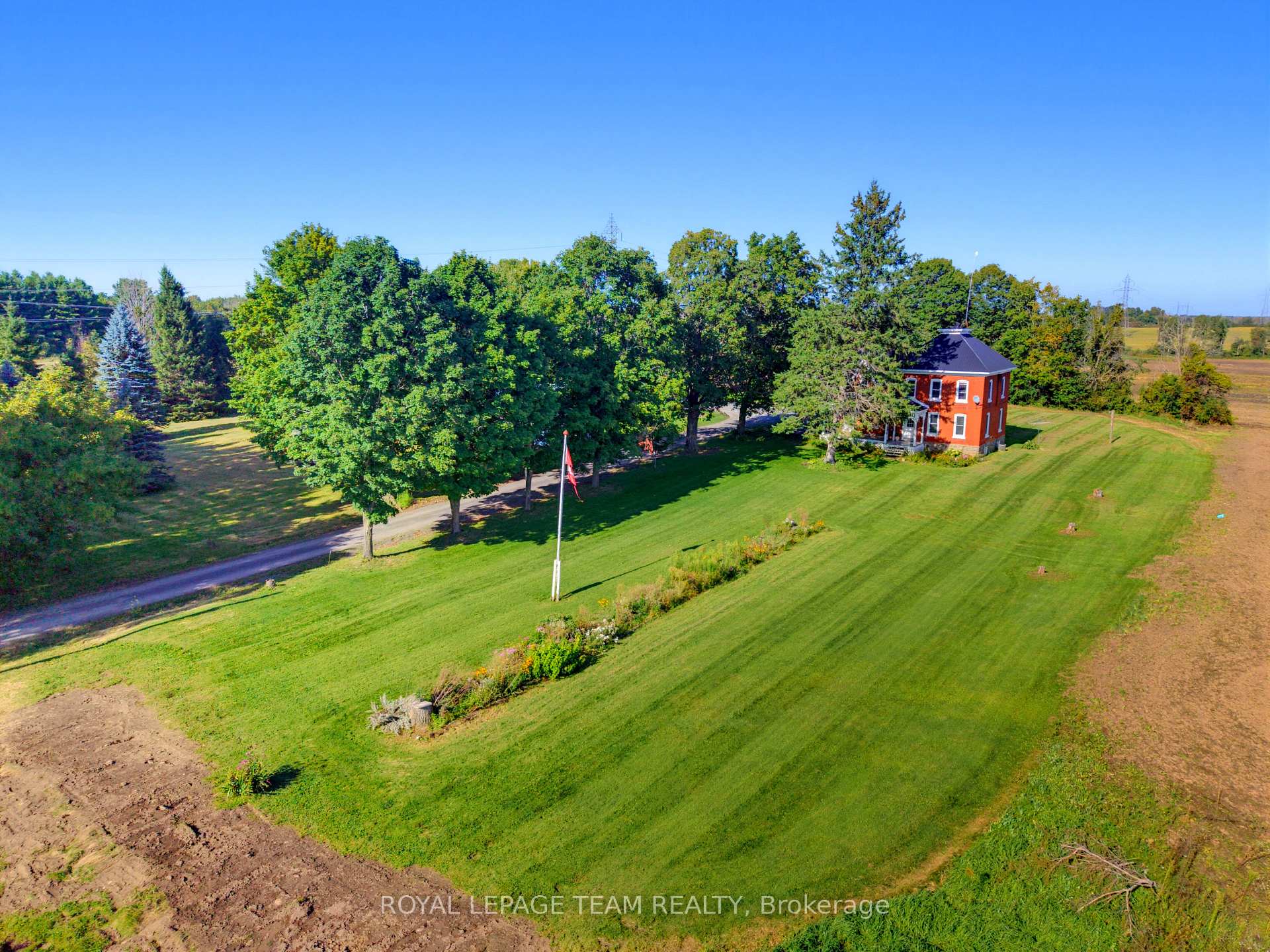 Photo 37 of 218 Groveton Road, Edwardsburgh/Cardinal, Edwardsburgh/Cardinal Twp — HOMEH