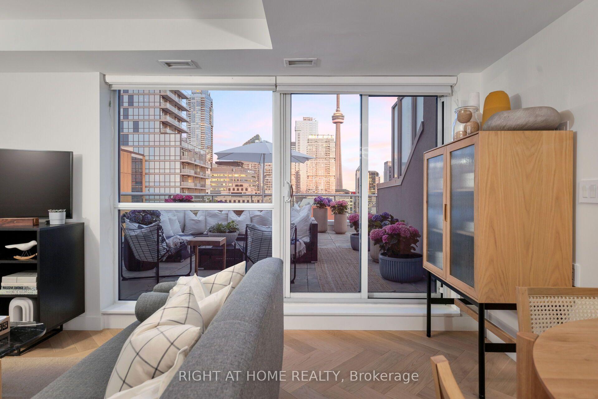 Photo 10 of Unit PH8, 96 St Patrick Street, Toronto, Kensington-Chinatown — HOMEH
