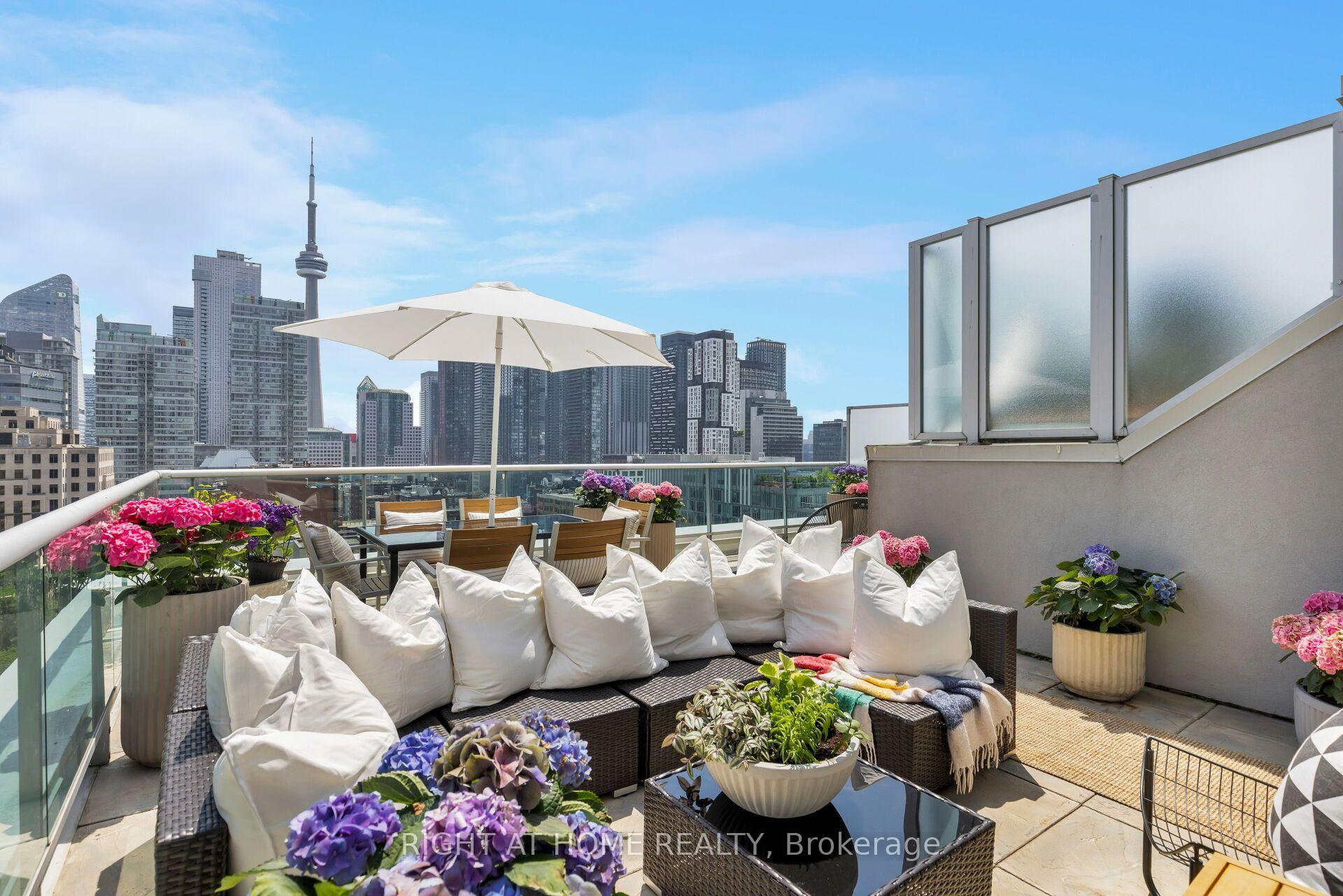 Photo 13 of Unit PH8, 96 St Patrick Street, Toronto, Kensington-Chinatown — HOMEH