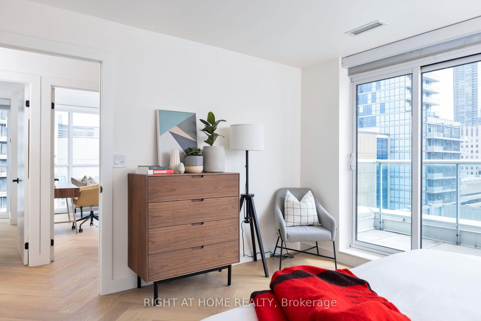 Photo 24 of Unit PH8, 96 St Patrick Street, Toronto, Kensington-Chinatown — HOMEH