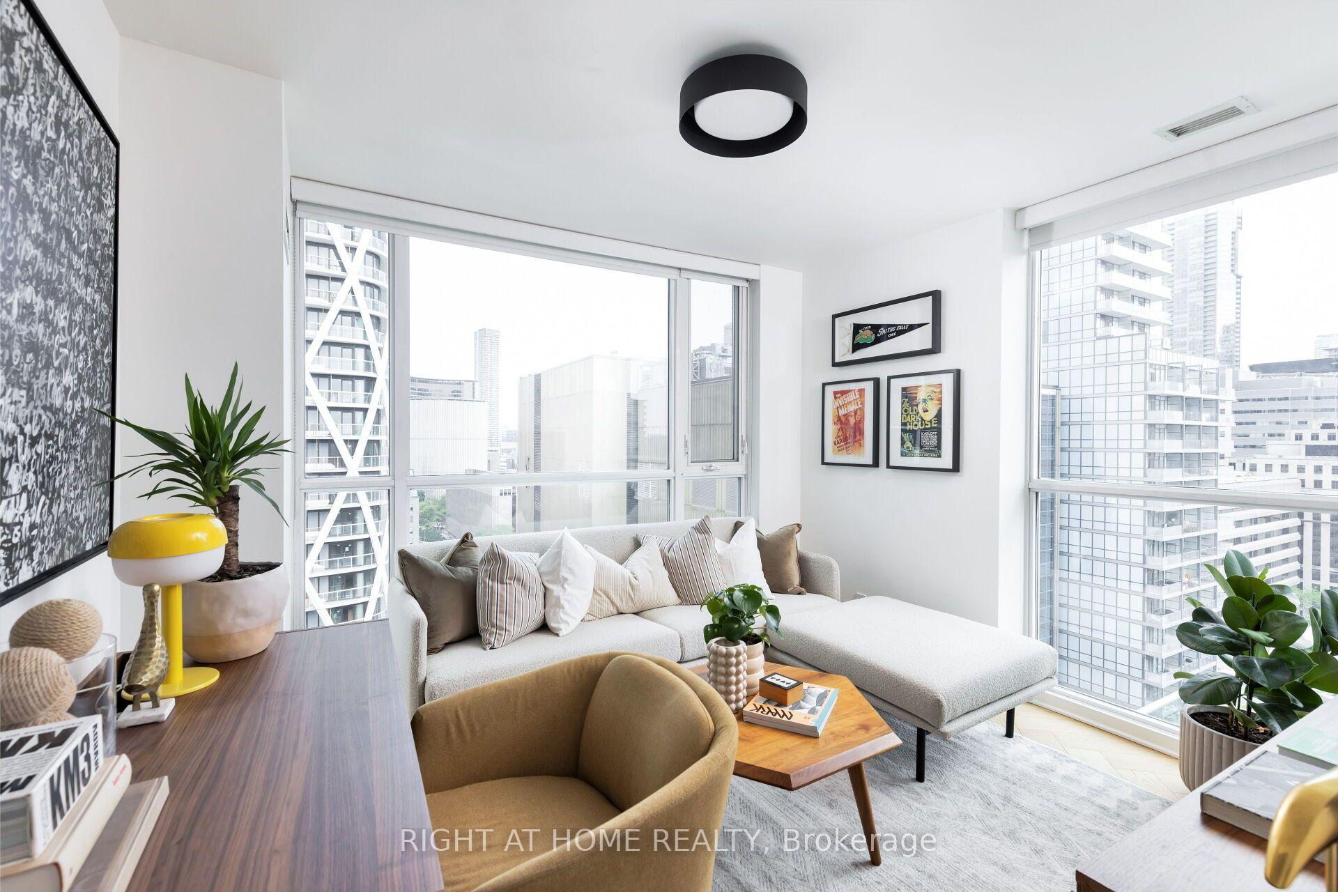 Photo 31 of Unit PH8, 96 St Patrick Street, Toronto, Kensington-Chinatown — HOMEH