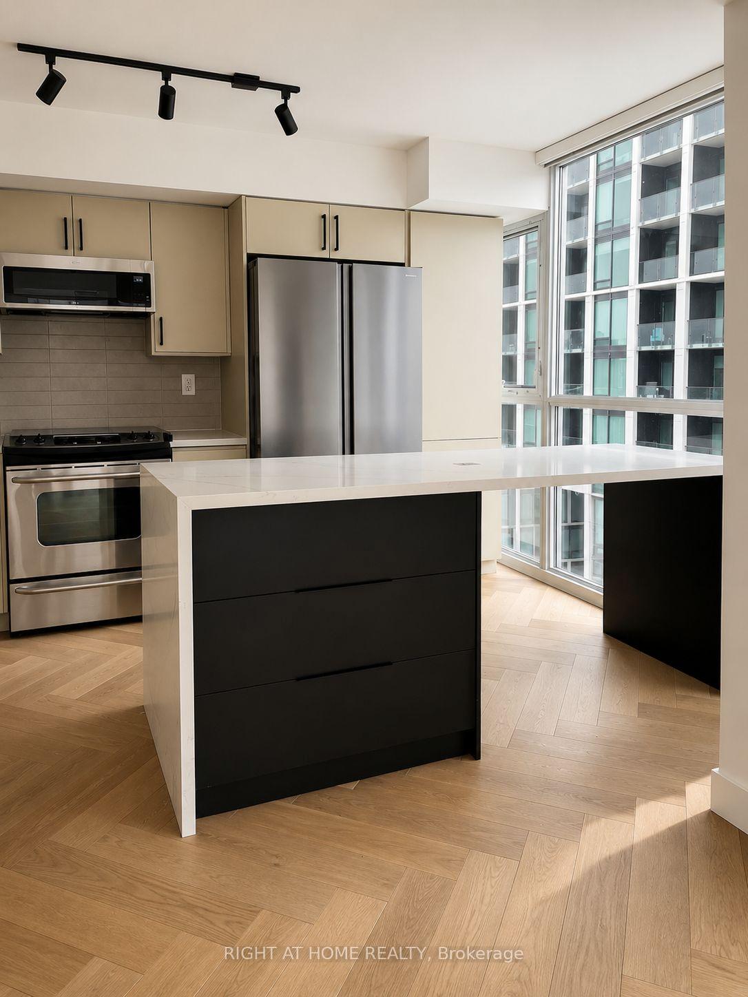 Photo 45 of Unit PH8, 96 St Patrick Street, Toronto, Kensington-Chinatown — HOMEH