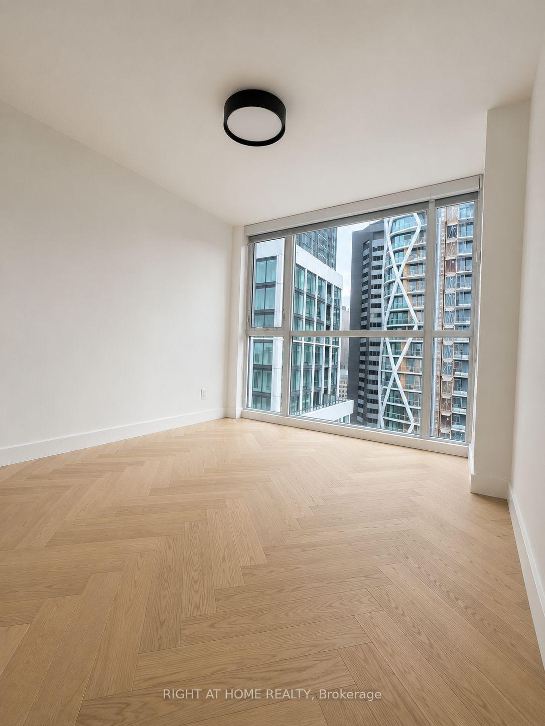 Photo 50 of Unit PH8, 96 St Patrick Street, Toronto, Kensington-Chinatown — HOMEH