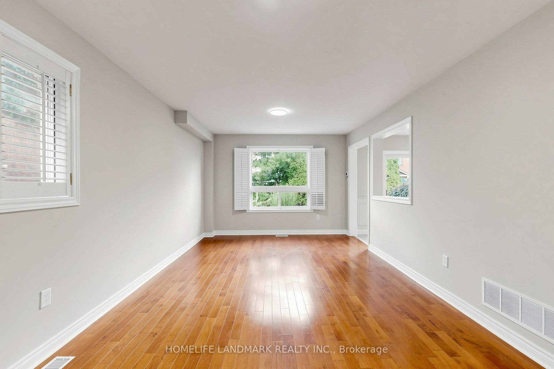 Photo 4 of 5853 Swordsman Drive, Mississauga, Churchill Meadows — HOMEH
