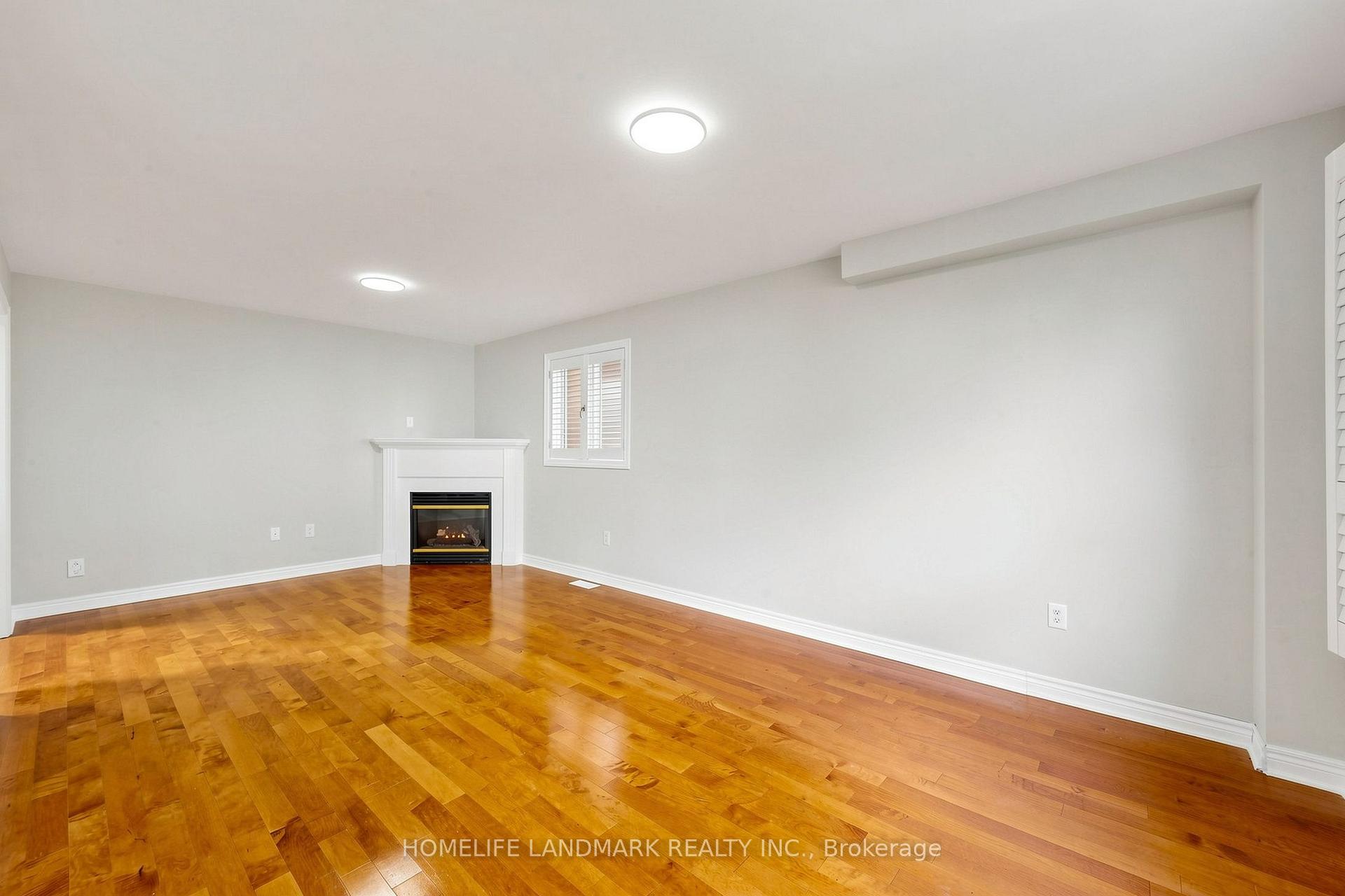 Photo 5 of 5853 Swordsman Drive, Mississauga, Churchill Meadows — HOMEH