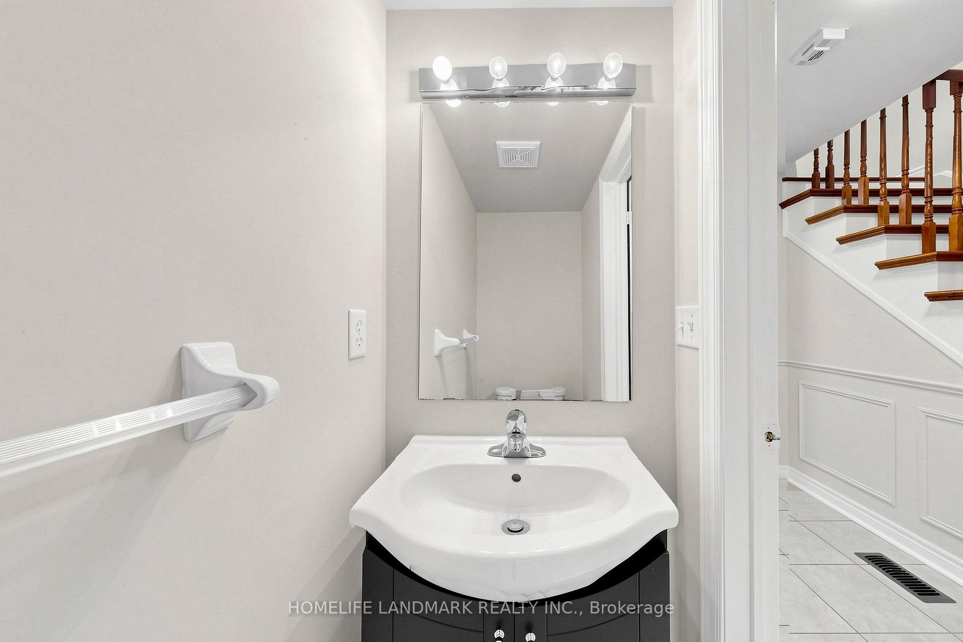 Photo 12 of 5853 Swordsman Drive, Mississauga, Churchill Meadows — HOMEH