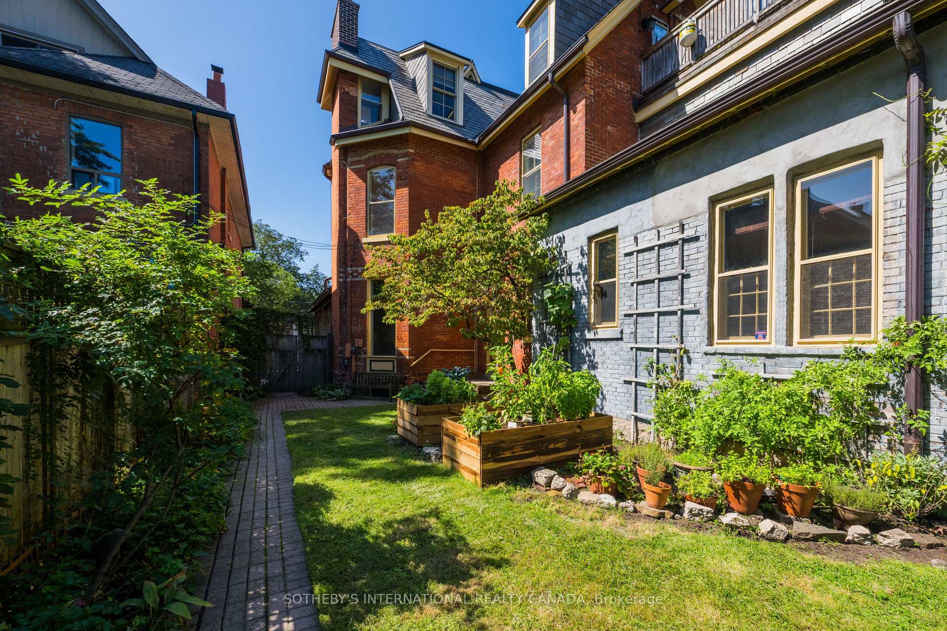 Photo 25 of 21 Rose Avenue, Toronto, Cabbagetown-South St. James Town — HOMEH