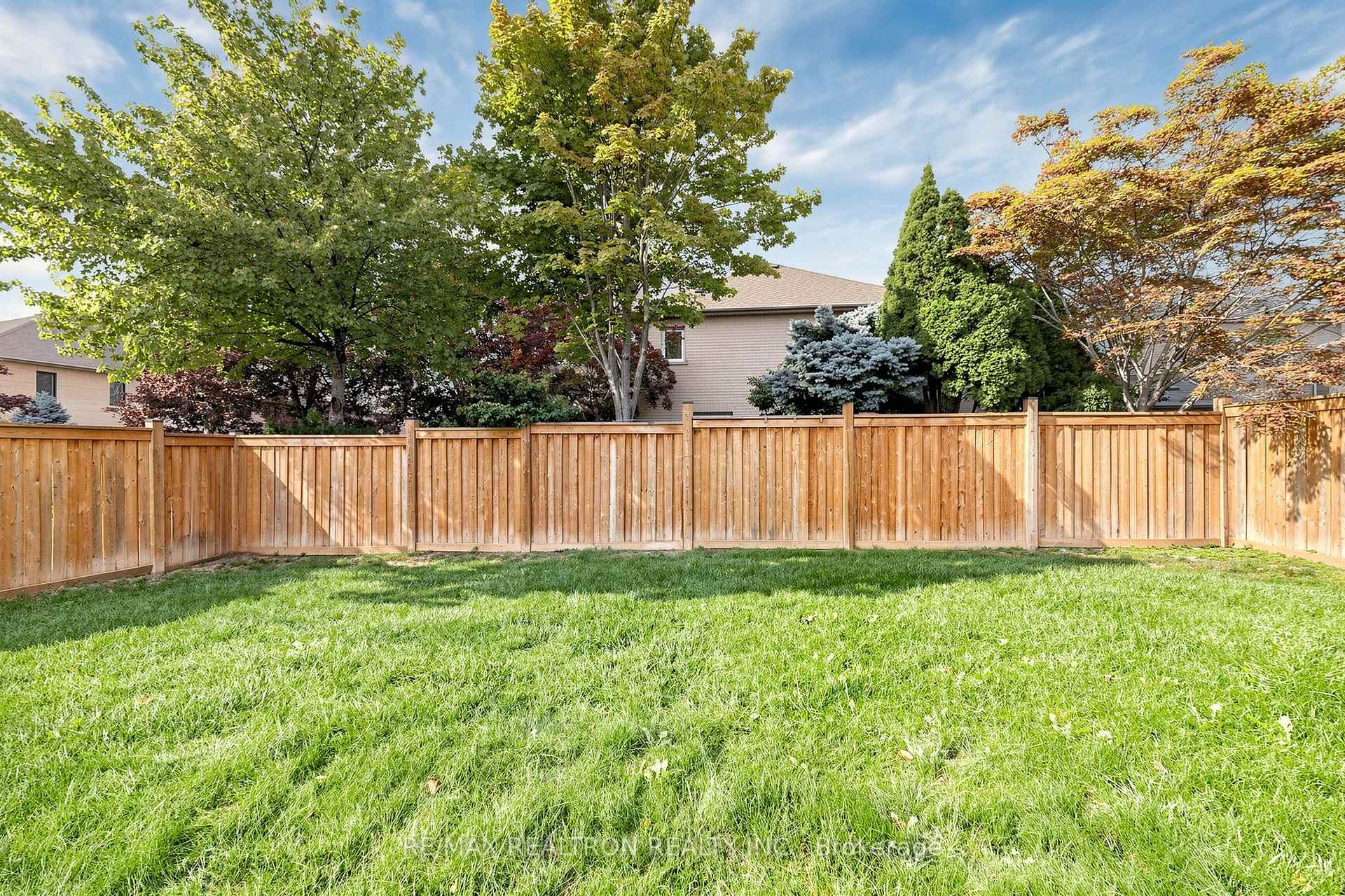 Photo 40 of 29 Joshua Court, Vaughan, Crestwood-Springfarm-Yorkhill — HOMEH