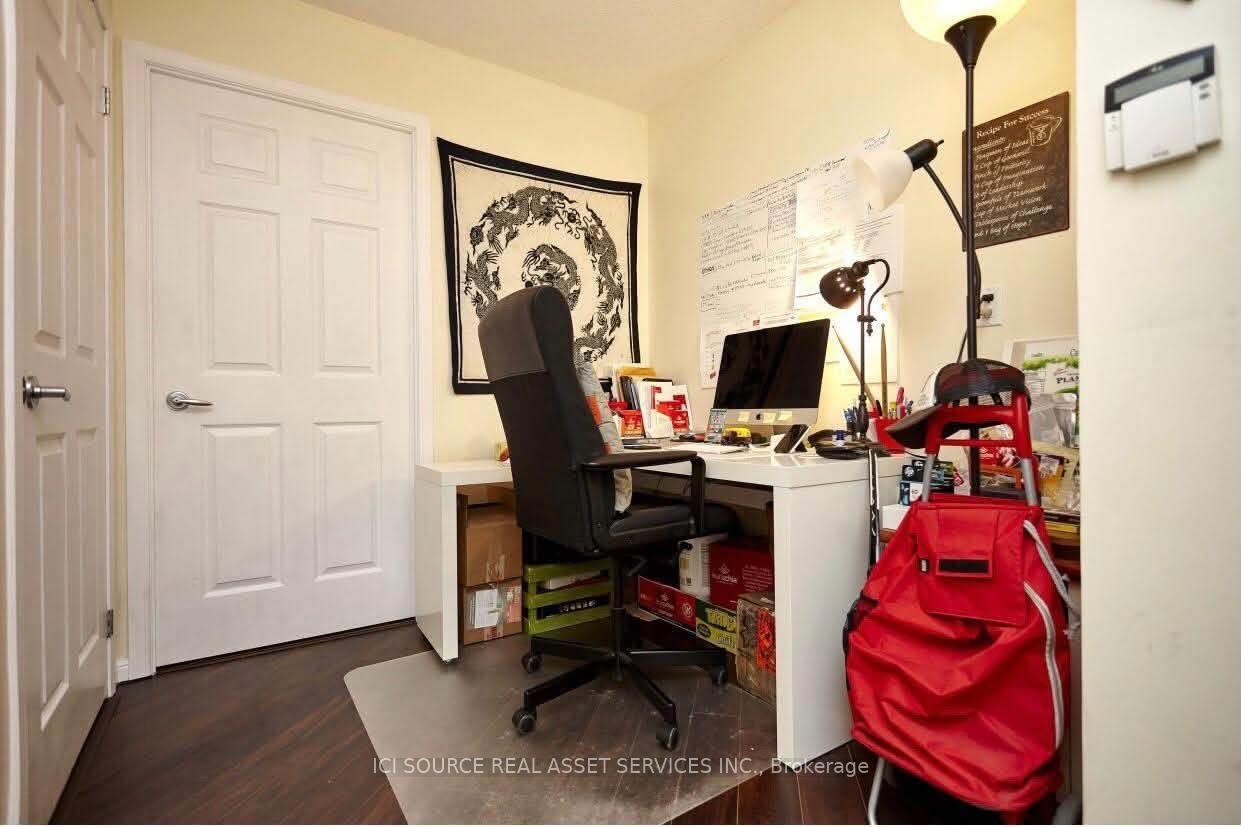 Photo 6 of Unit 812, 228 Queens Quay W, Toronto, Waterfront Communities — HOMEH