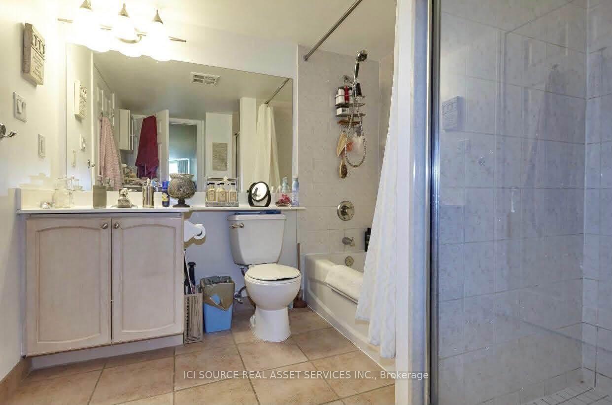 Photo 13 of Unit 812, 228 Queens Quay W, Toronto, Waterfront Communities — HOMEH