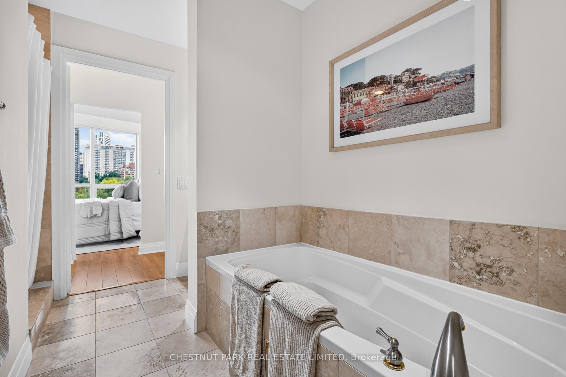 Photo 22 of Unit 607, 20 Scrivener Square, Toronto, Rosedale-Moore Park — HOMEH