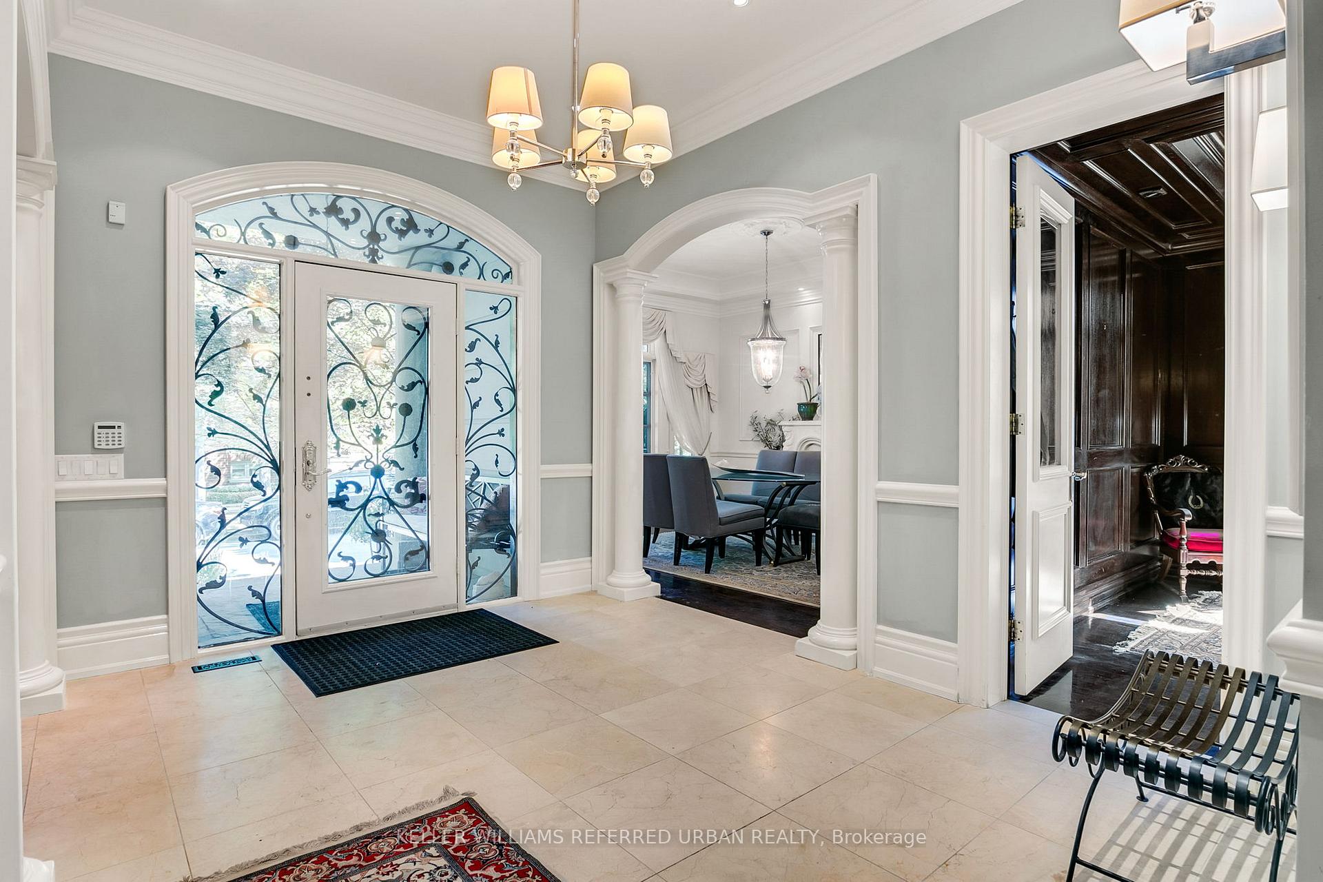 Photo 4 of 45 Mathersfield Drive, Toronto, Rosedale-Moore Park — HOMEH