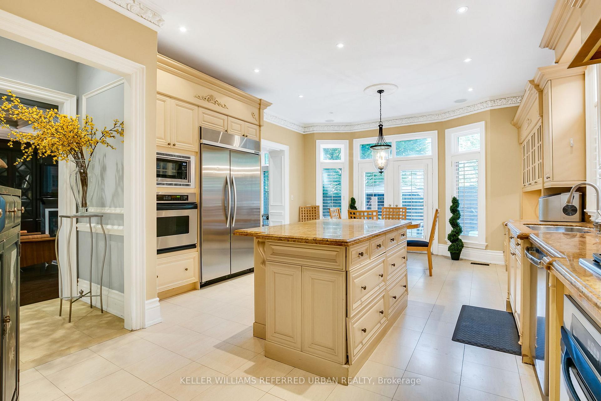 Photo 8 of 45 Mathersfield Drive, Toronto, Rosedale-Moore Park — HOMEH