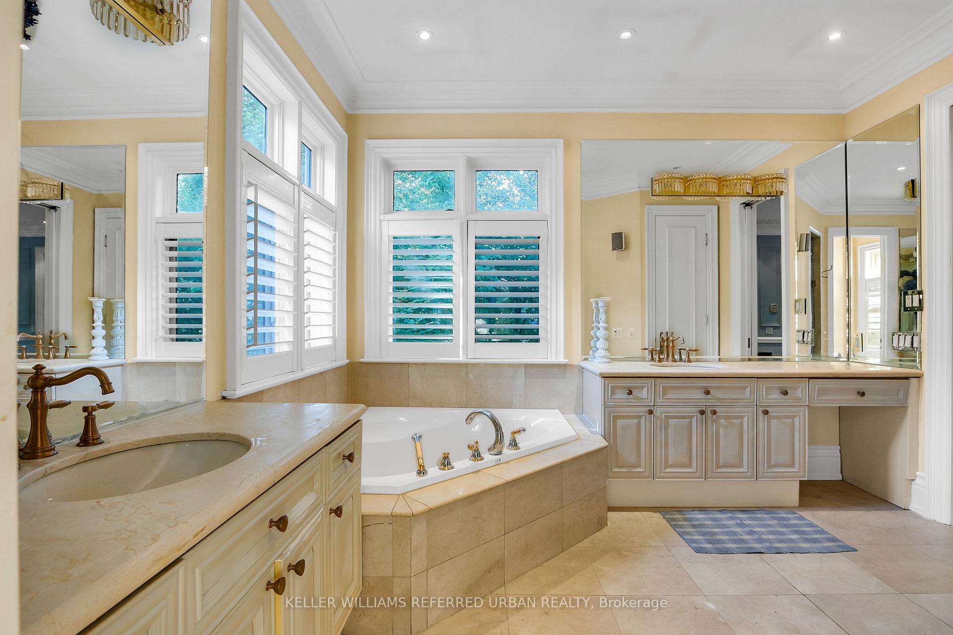 Photo 16 of 45 Mathersfield Drive, Toronto, Rosedale-Moore Park — HOMEH