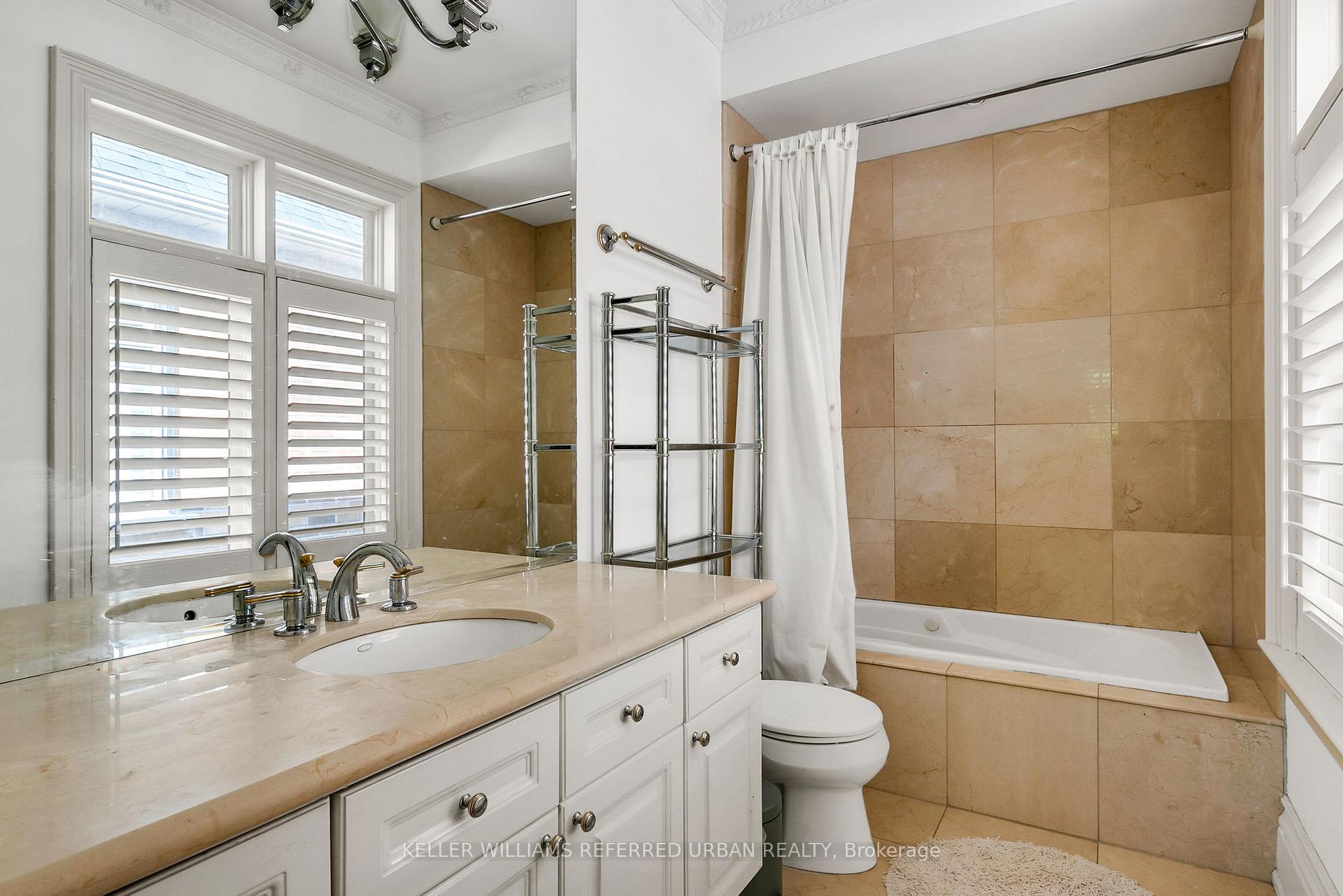 Photo 18 of 45 Mathersfield Drive, Toronto, Rosedale-Moore Park — HOMEH