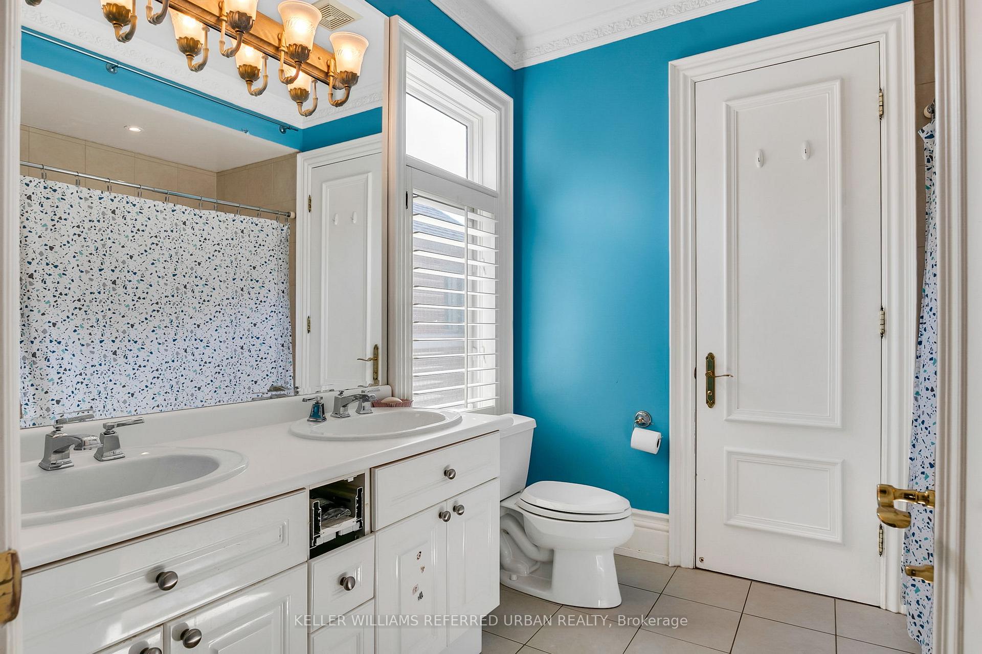 Photo 20 of 45 Mathersfield Drive, Toronto, Rosedale-Moore Park — HOMEH