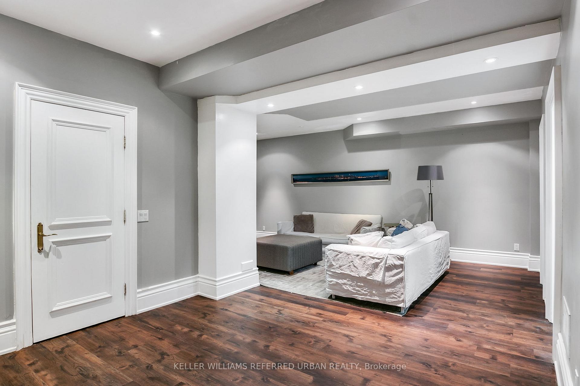 Photo 23 of 45 Mathersfield Drive, Toronto, Rosedale-Moore Park — HOMEH