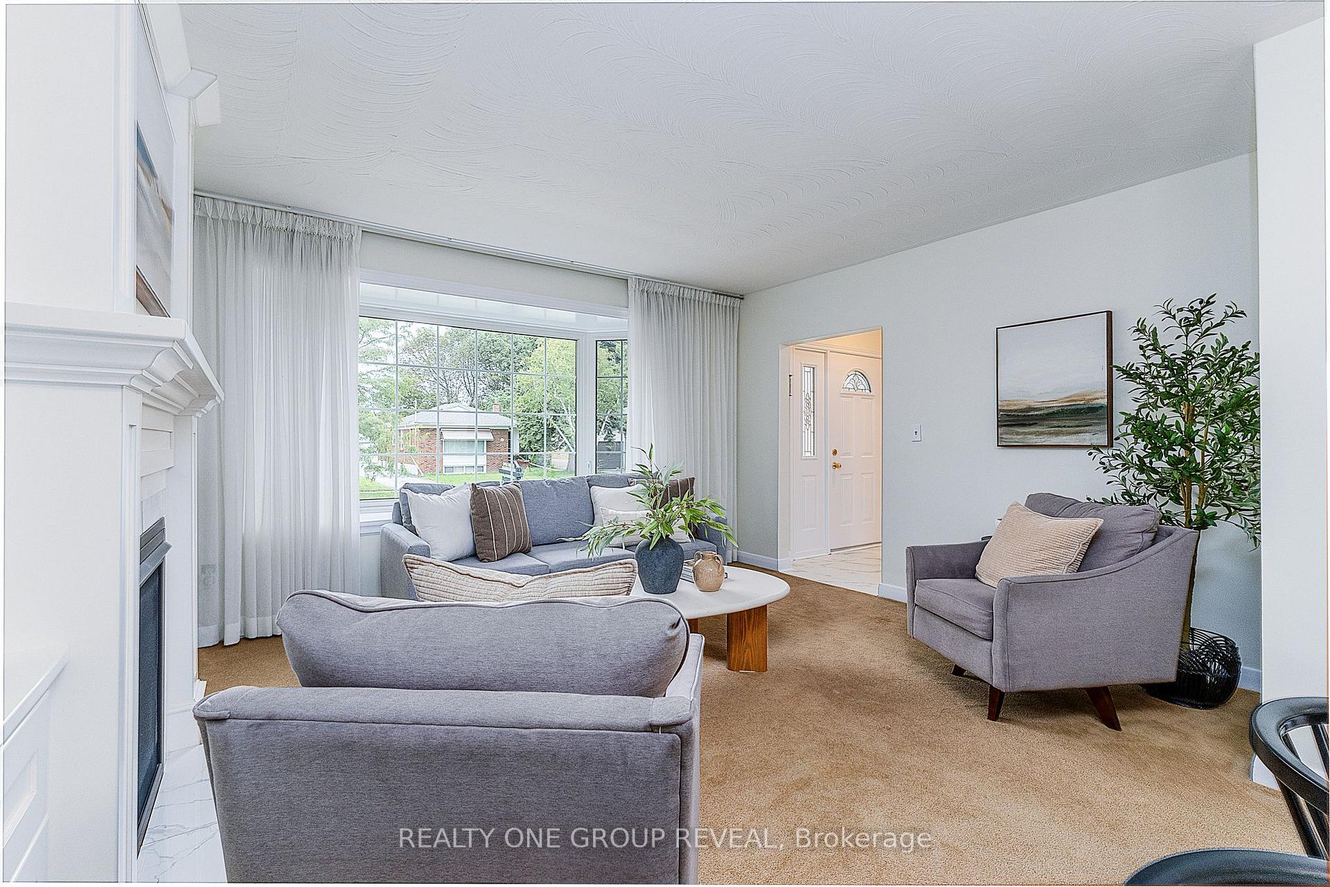 Photo 10 of 20 Basildon Crescent, Scarborough, Cliffcrest — HOMEH