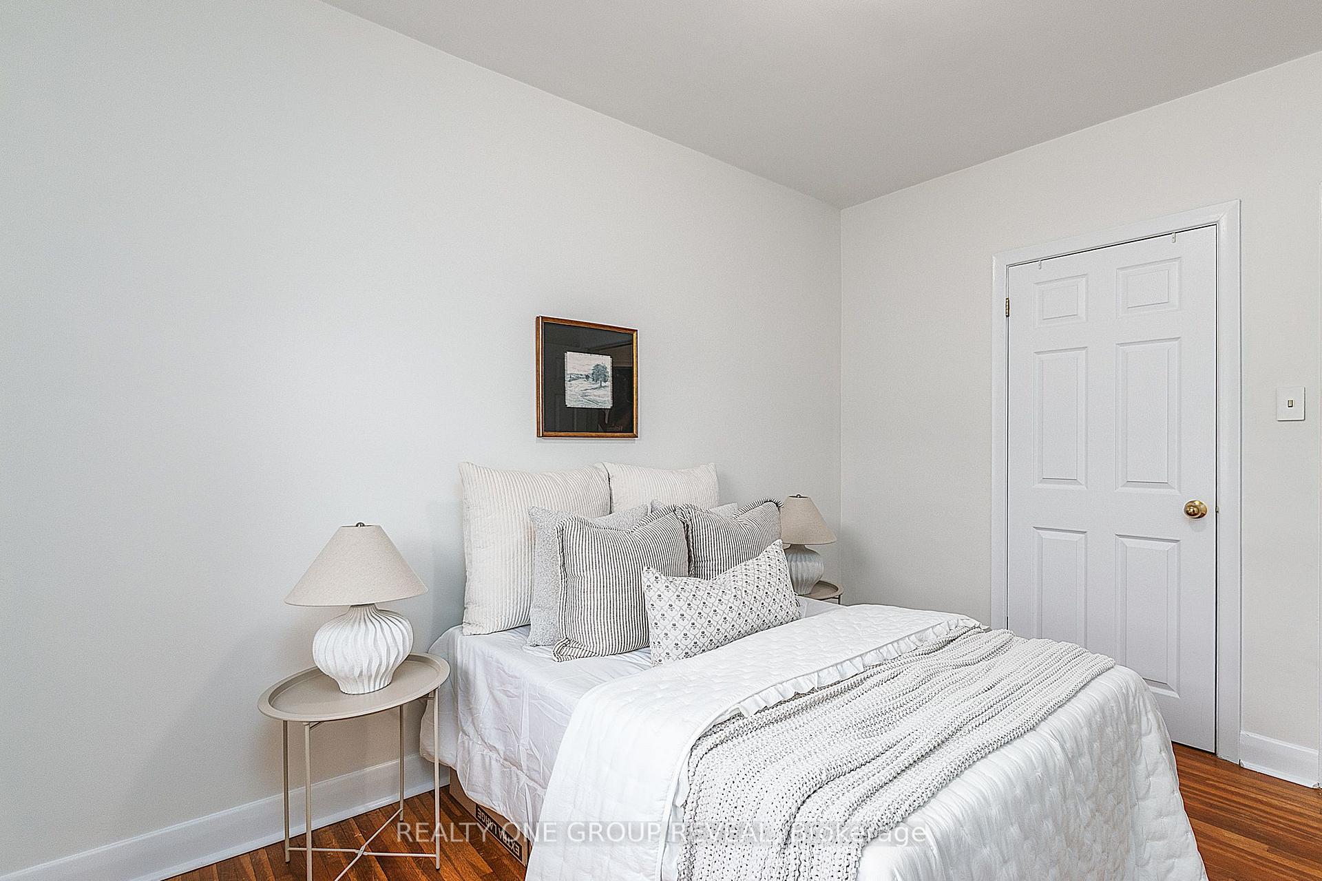 Photo 19 of 20 Basildon Crescent, Scarborough, Cliffcrest — HOMEH