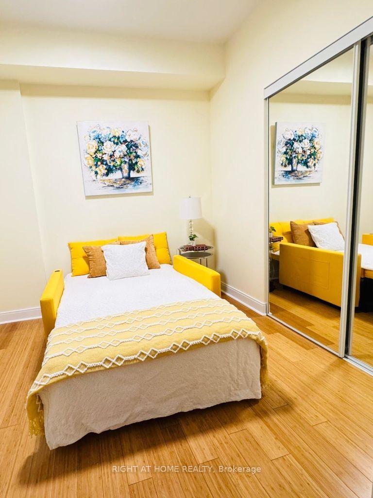 Photo 8 of Unit 1409, 1 Scott Street, Toronto, Waterfront Communities — HOMEH