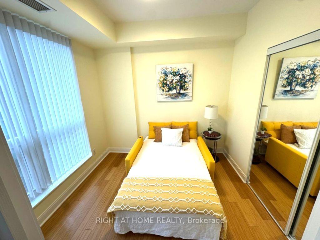 Photo 9 of Unit 1409, 1 Scott Street, Toronto, Waterfront Communities — HOMEH