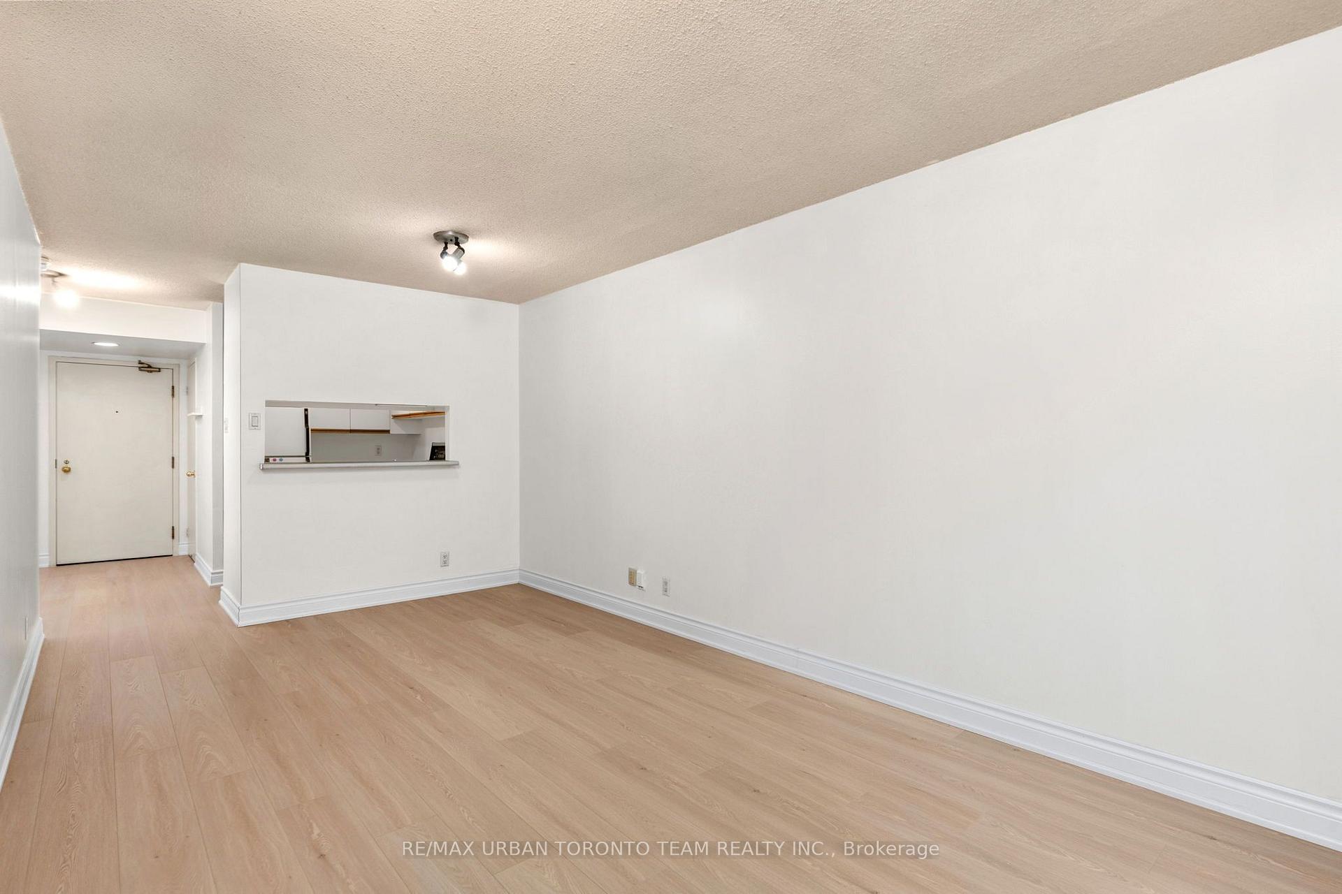 Photo 13 of Unit 418, 92 King Street E, Toronto, Church-Yonge Corridor — HOMEH