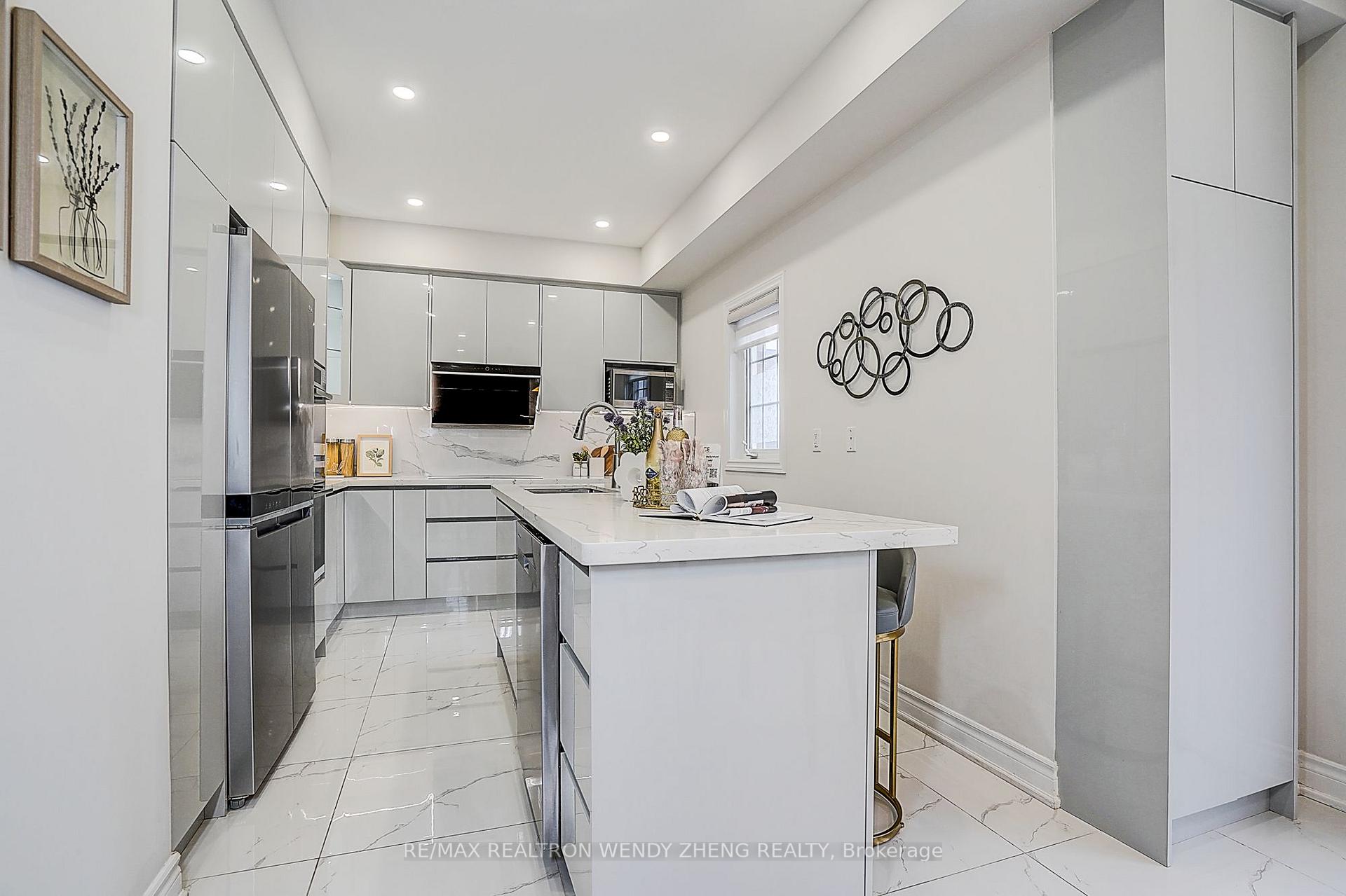Photo 21 of 20 Havenwood Trail, Georgina, Keswick South — HOMEH