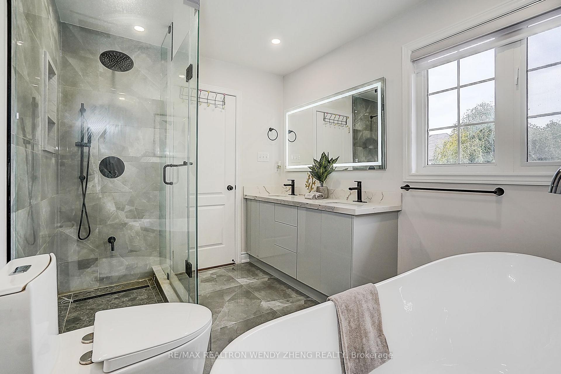 Photo 33 of 20 Havenwood Trail, Georgina, Keswick South — HOMEH