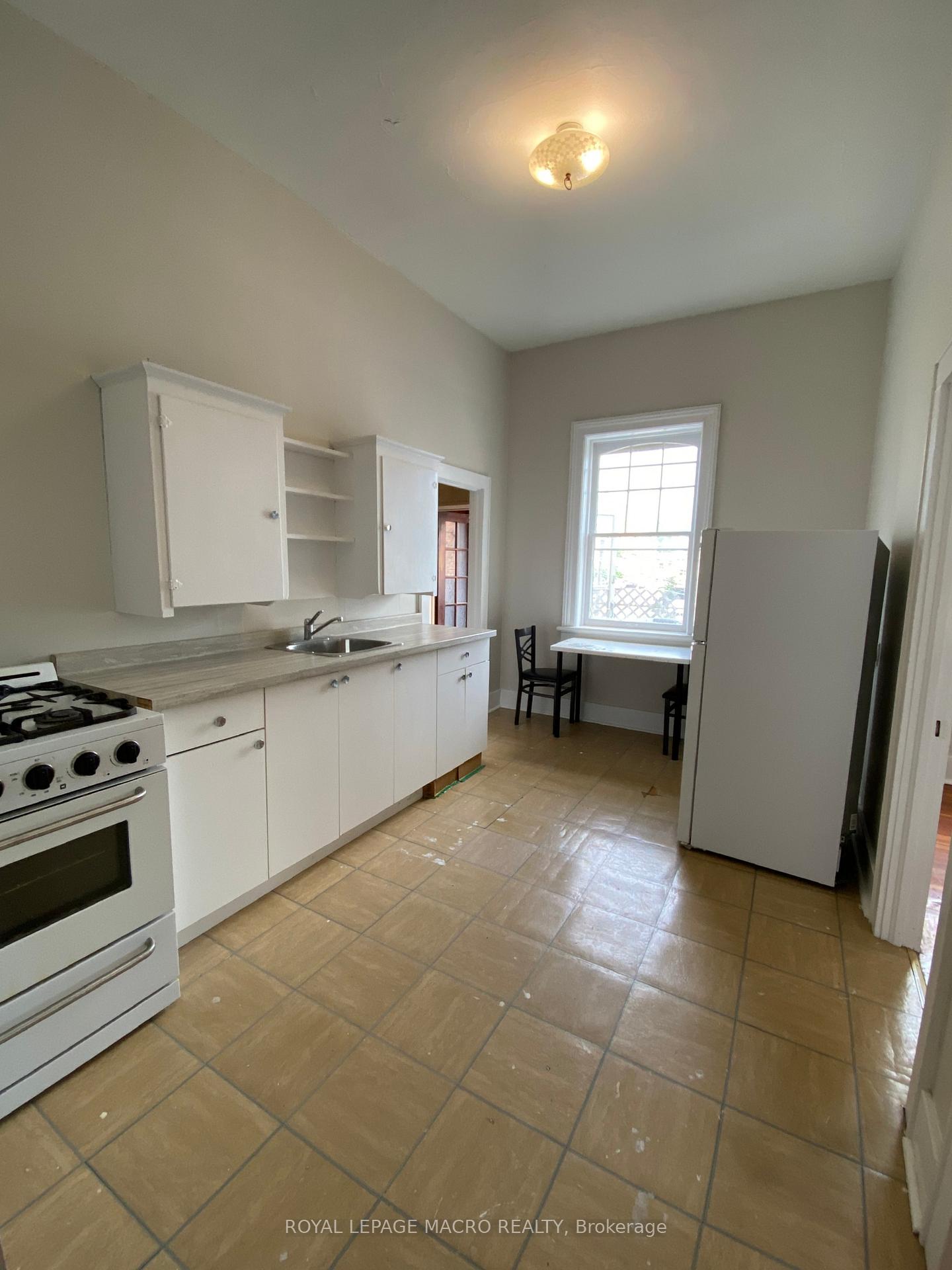 Photo 11 of Unit 1, 10 Mechanic Street, Brant, Paris — HOMEH