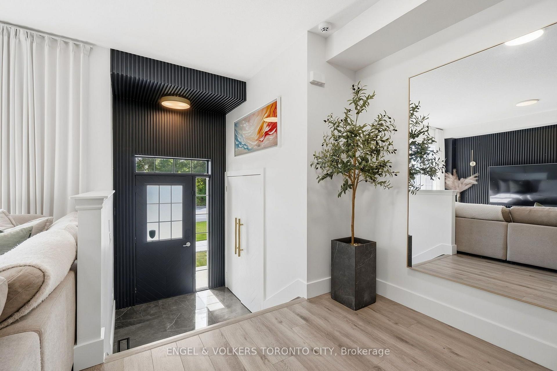 Photo 10 of Unit 6, 305 Garner Road W, Hamilton, Ancaster — HOMEH
