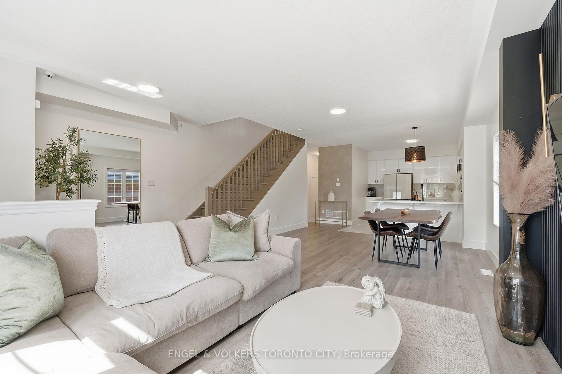 Photo 13 of Unit 6, 305 Garner Road W, Hamilton, Ancaster — HOMEH