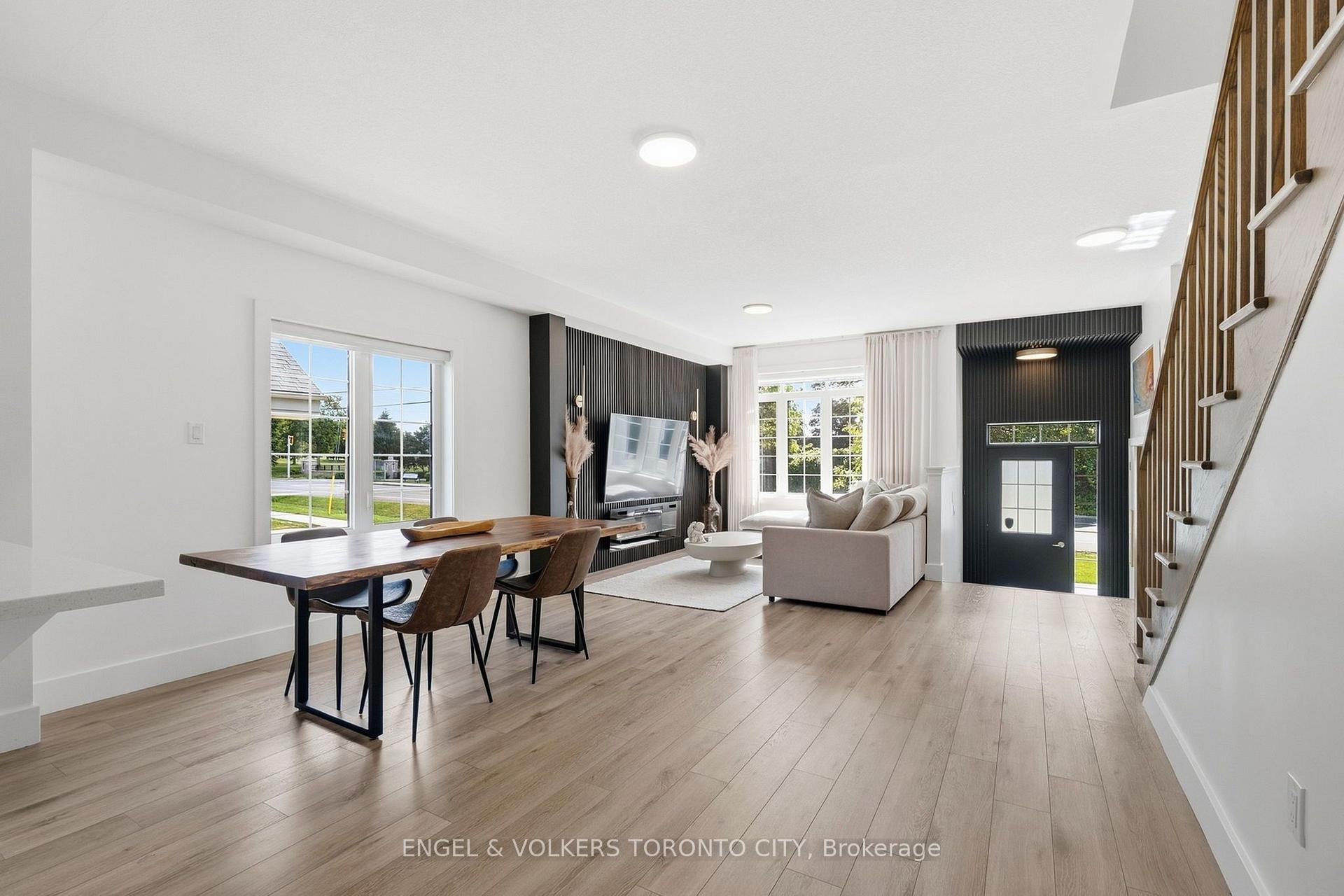 Photo 15 of Unit 6, 305 Garner Road W, Hamilton, Ancaster — HOMEH