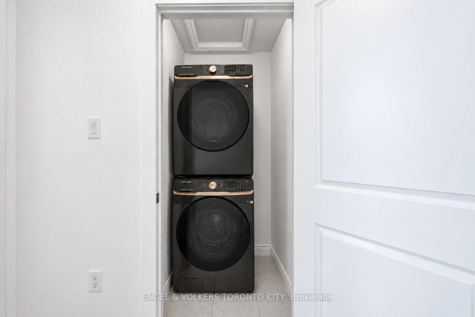 Photo 31 of Unit 6, 305 Garner Road W, Hamilton, Ancaster — HOMEH