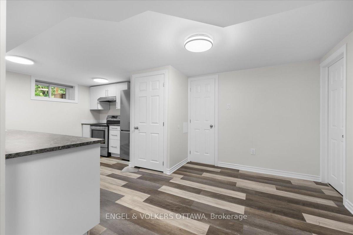 Photo 9 of Unit B, 616 Browning Avenue, Ottawa, Riverview Park — HOMEH
