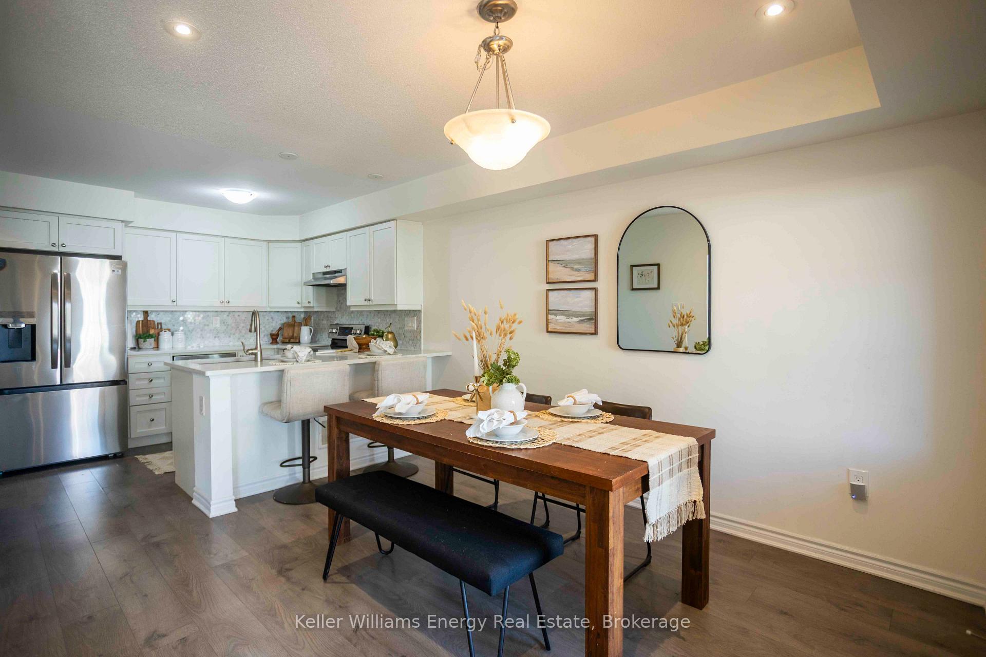Photo 12 of 104 Howe Avenue, Scarborough, Clairlea-Birchmount — HOMEH