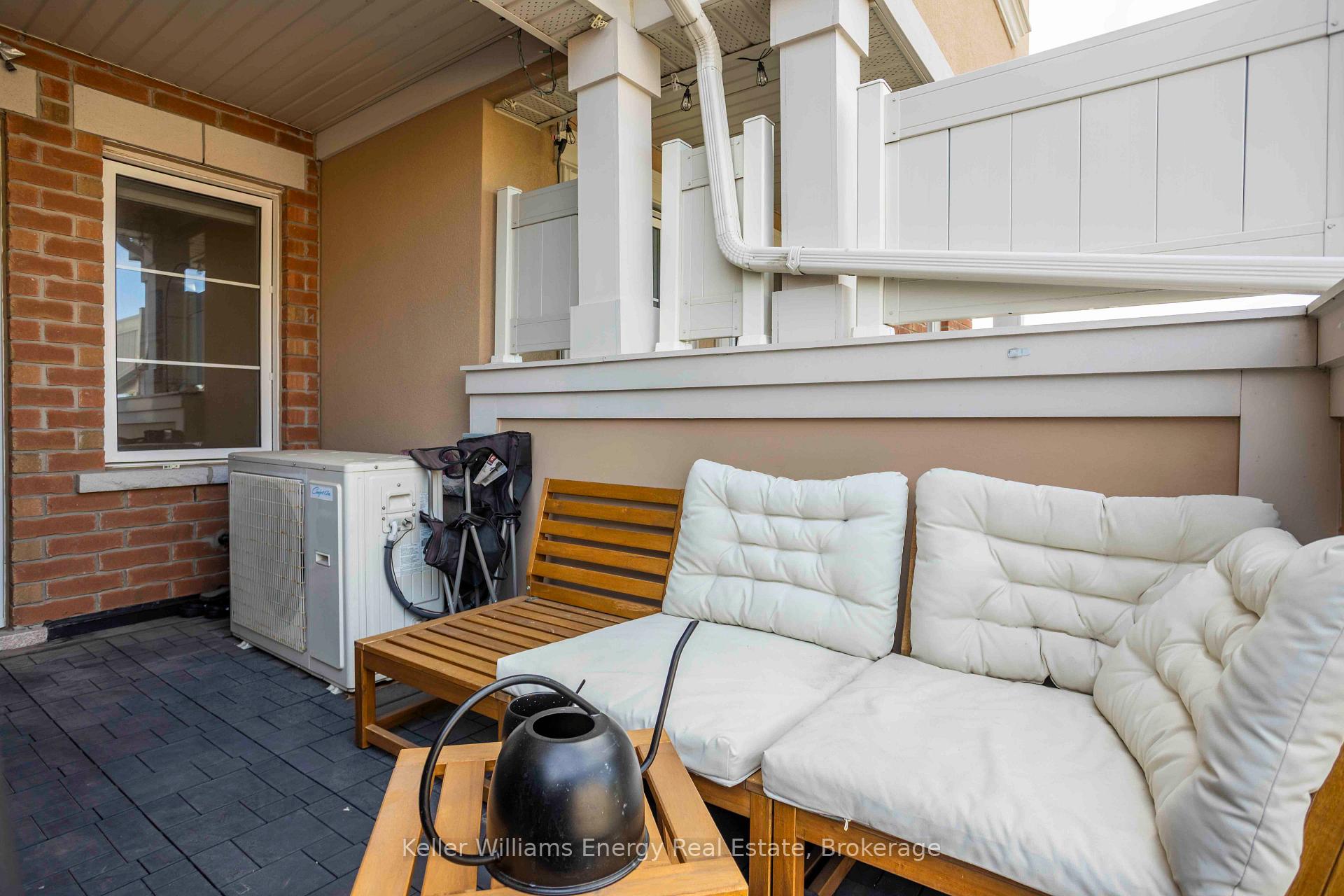 Photo 30 of 104 Howe Avenue, Scarborough, Clairlea-Birchmount — HOMEH