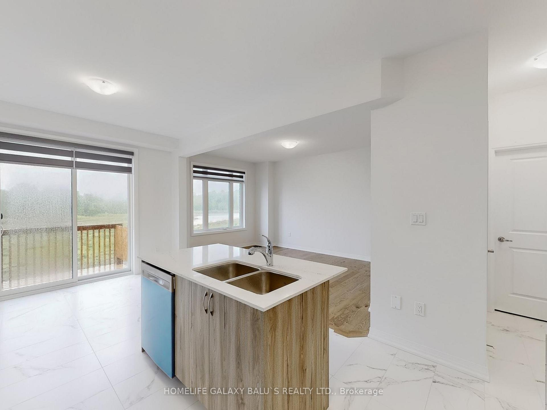Photo 14 of 1127 Zircon Manor, Pickering, Rural Pickering — HOMEH