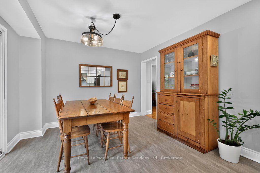 Photo 17 of 1217 Rosethorne Road, Oakville, Glen Abbey — HOMEH