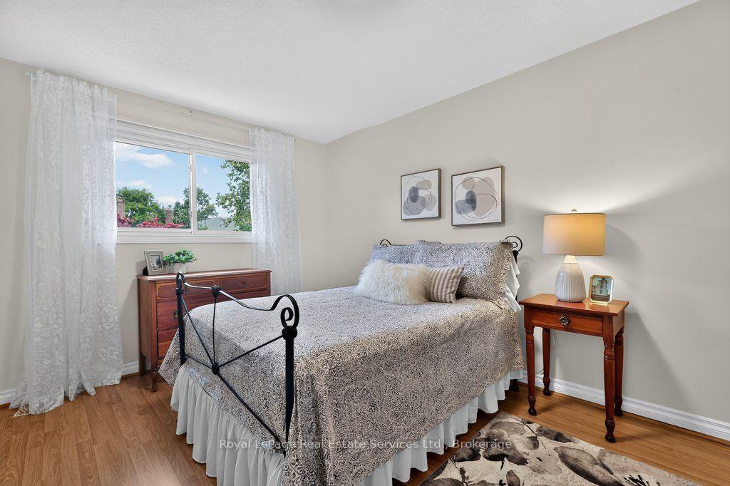 Photo 35 of 1217 Rosethorne Road, Oakville, Glen Abbey — HOMEH