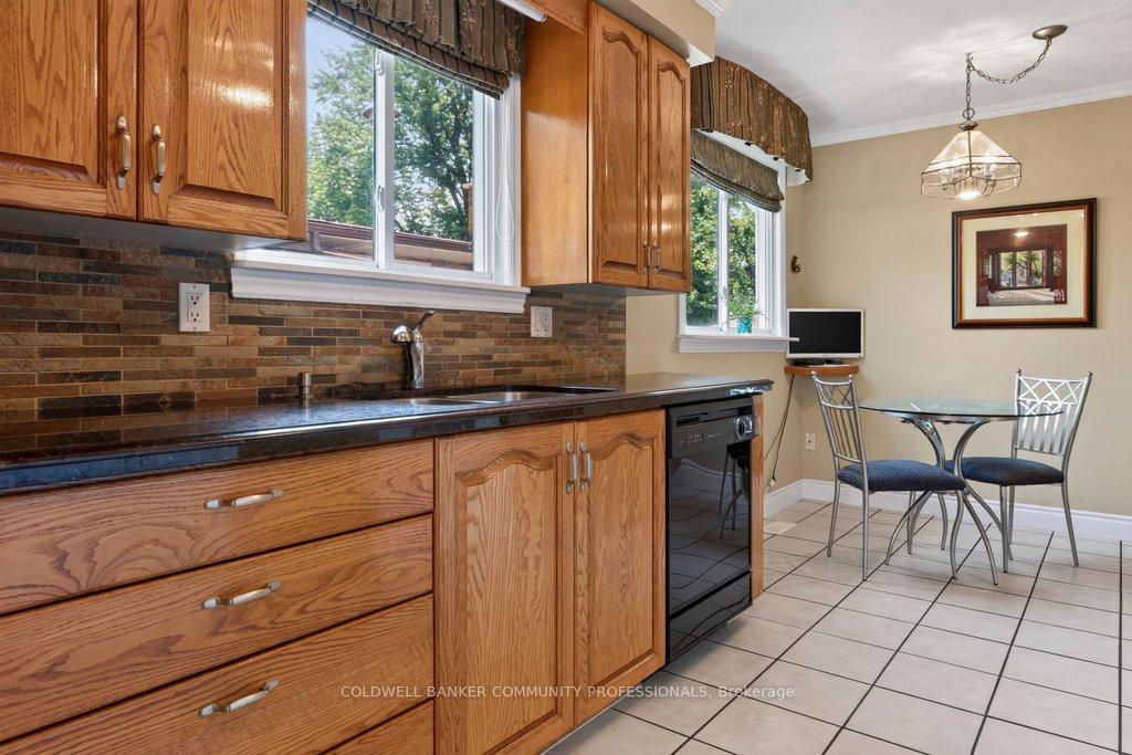 Photo 12 of 409 Mohawk Road W, Hamilton, Rolston — HOMEH