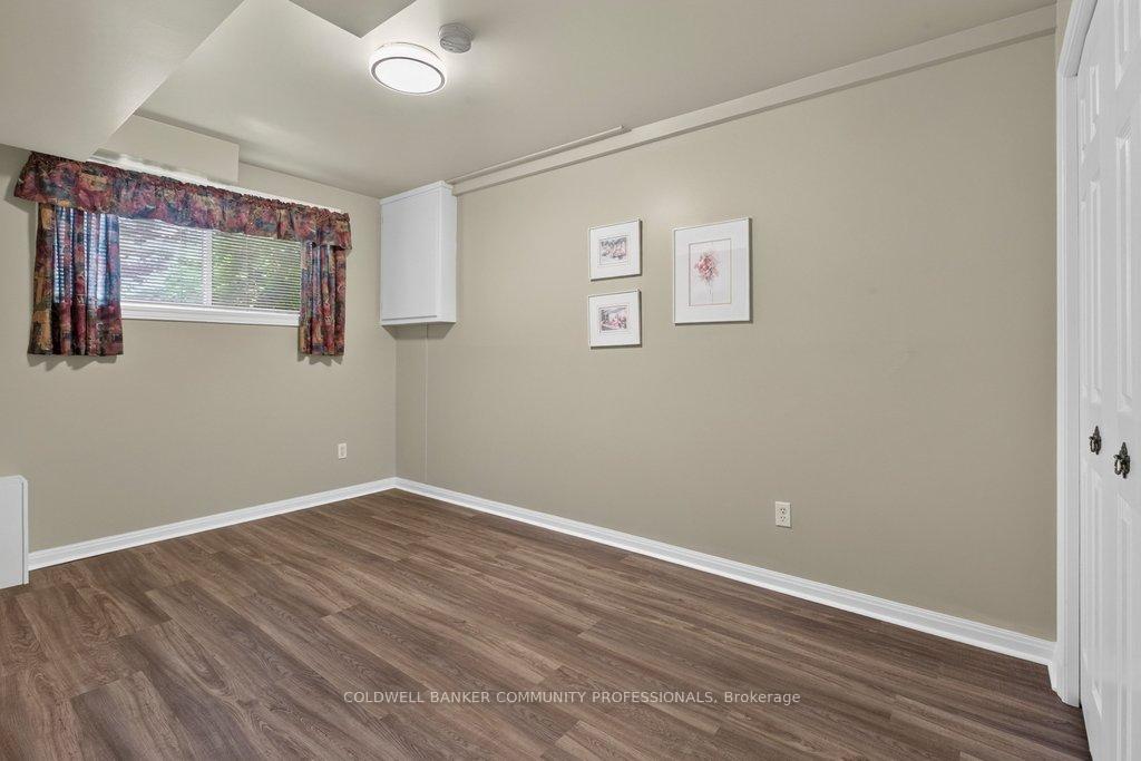 Photo 26 of 409 Mohawk Road W, Hamilton, Rolston — HOMEH