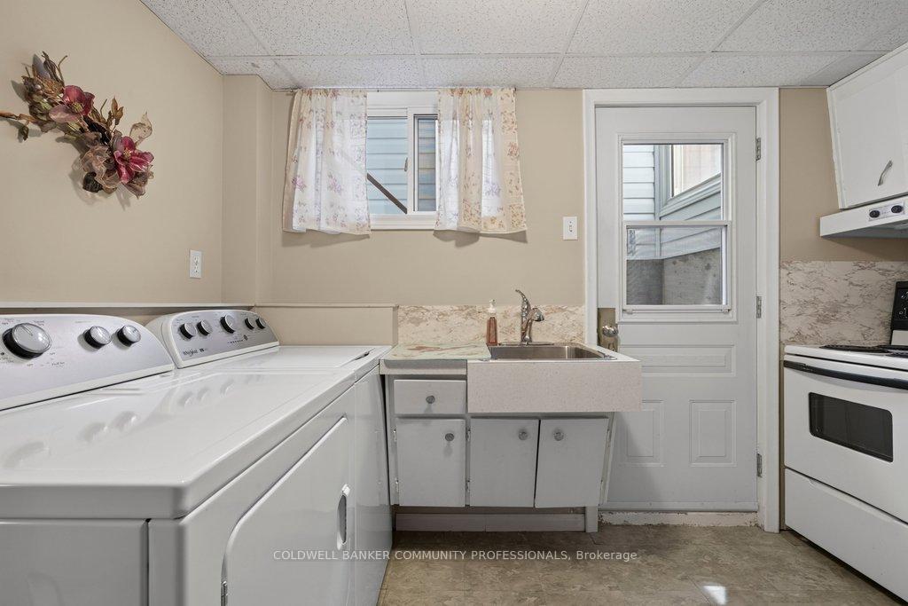 Photo 27 of 409 Mohawk Road W, Hamilton, Rolston — HOMEH