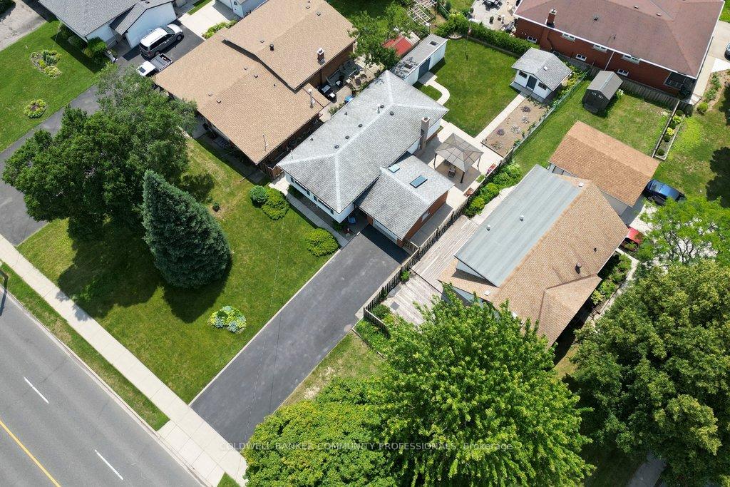Photo 37 of 409 Mohawk Road W, Hamilton, Rolston — HOMEH