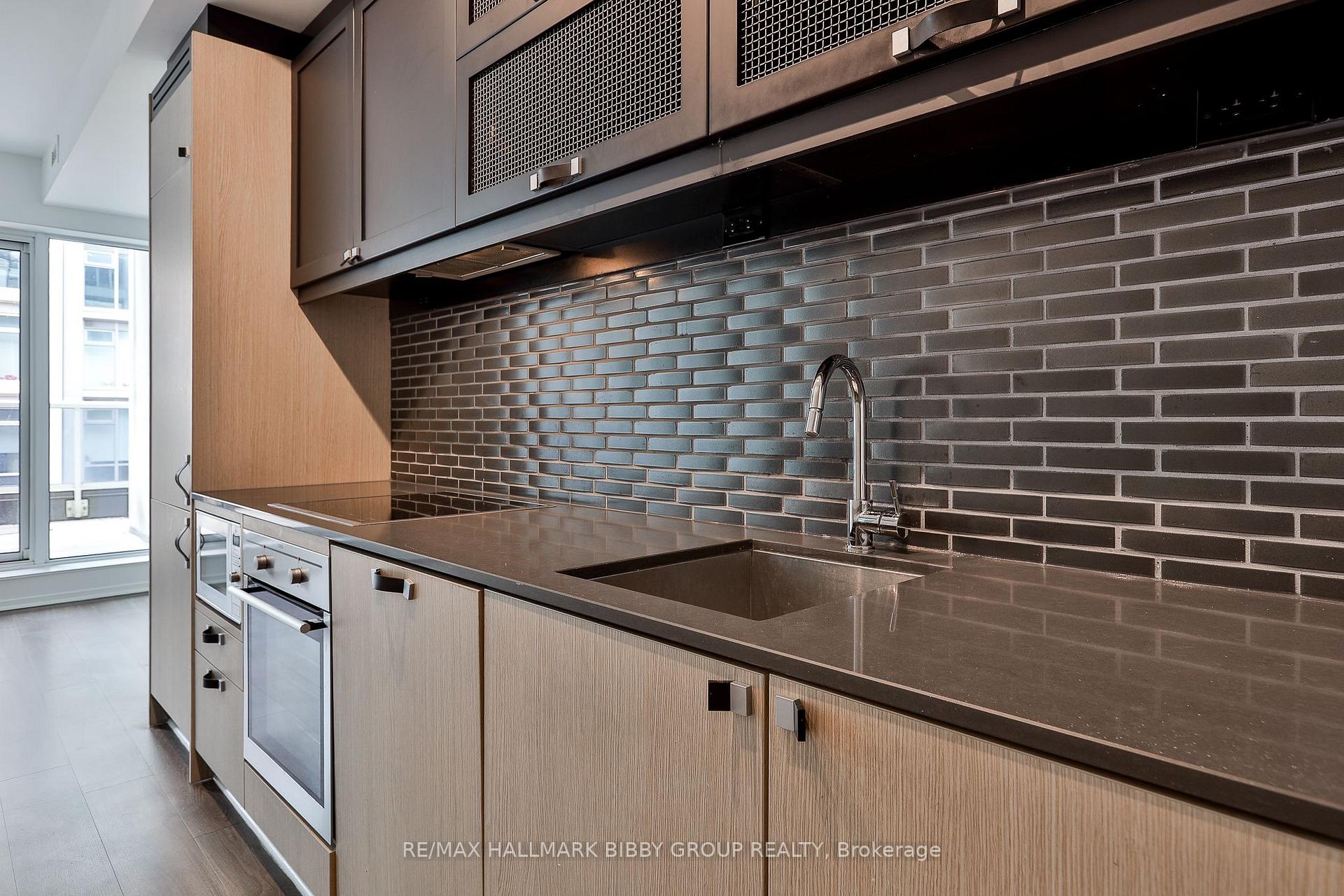 Photo 7 of Unit 422, 783 Bathurst Street, Toronto, University — HOMEH