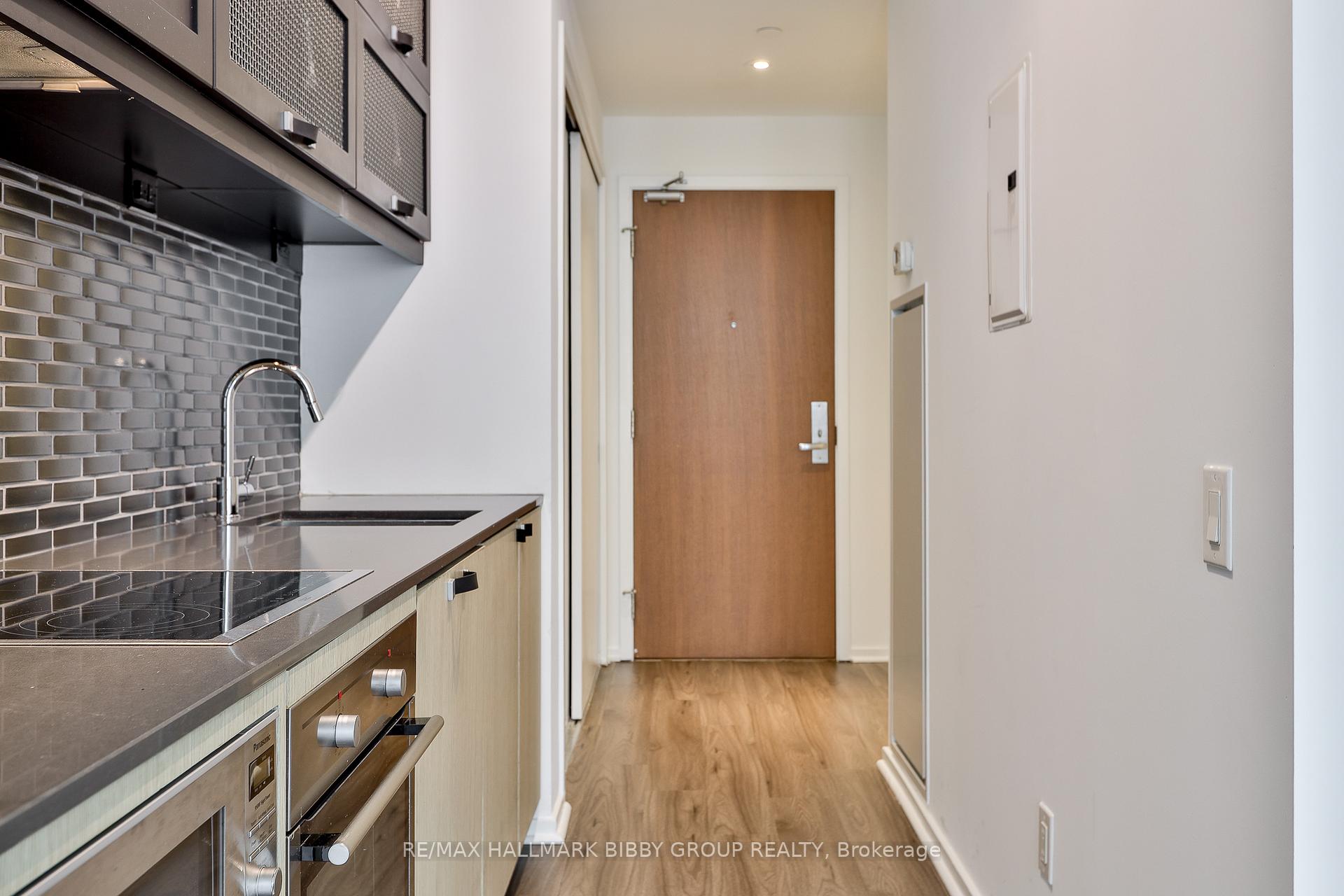 Photo 9 of Unit 422, 783 Bathurst Street, Toronto, University — HOMEH