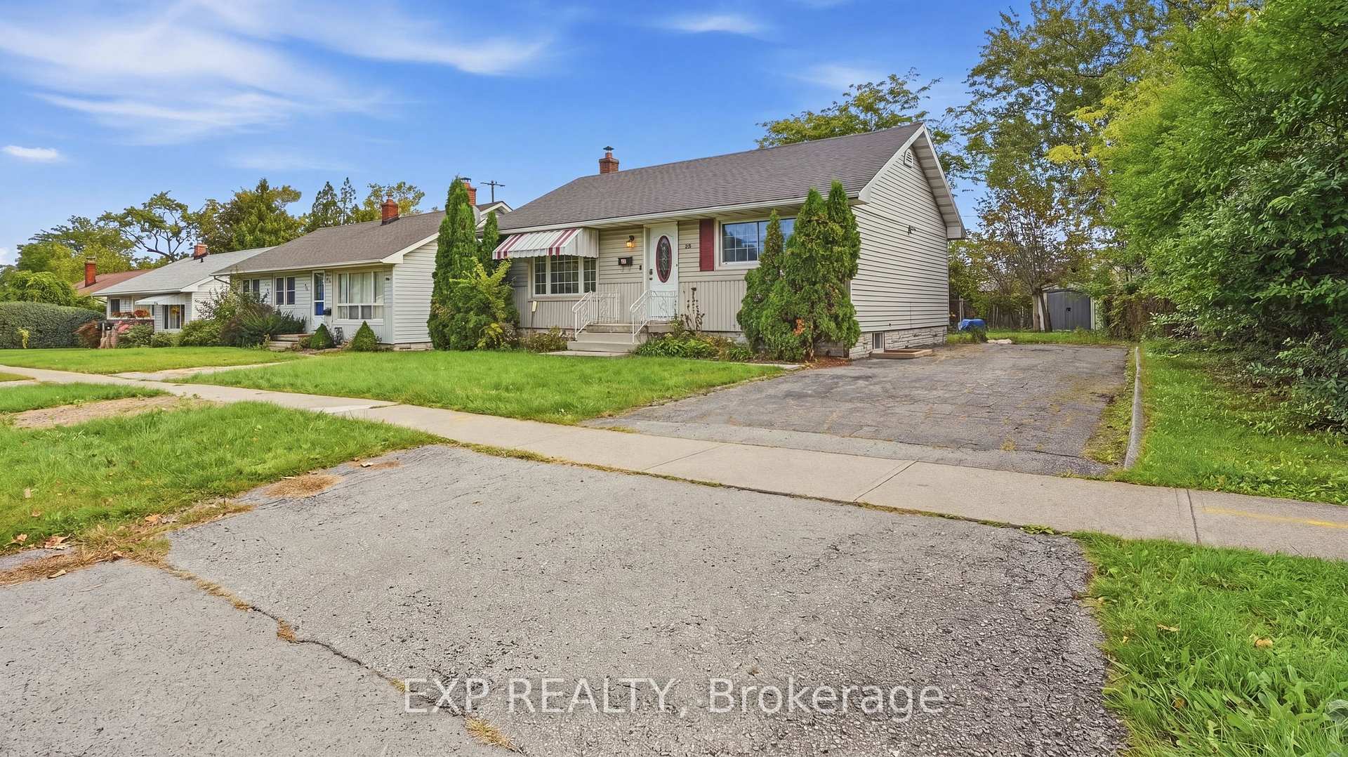 Photo 1 of 123 Jacobson Avenue, St. Catharines, Glendale/Glenridge — HOMEH