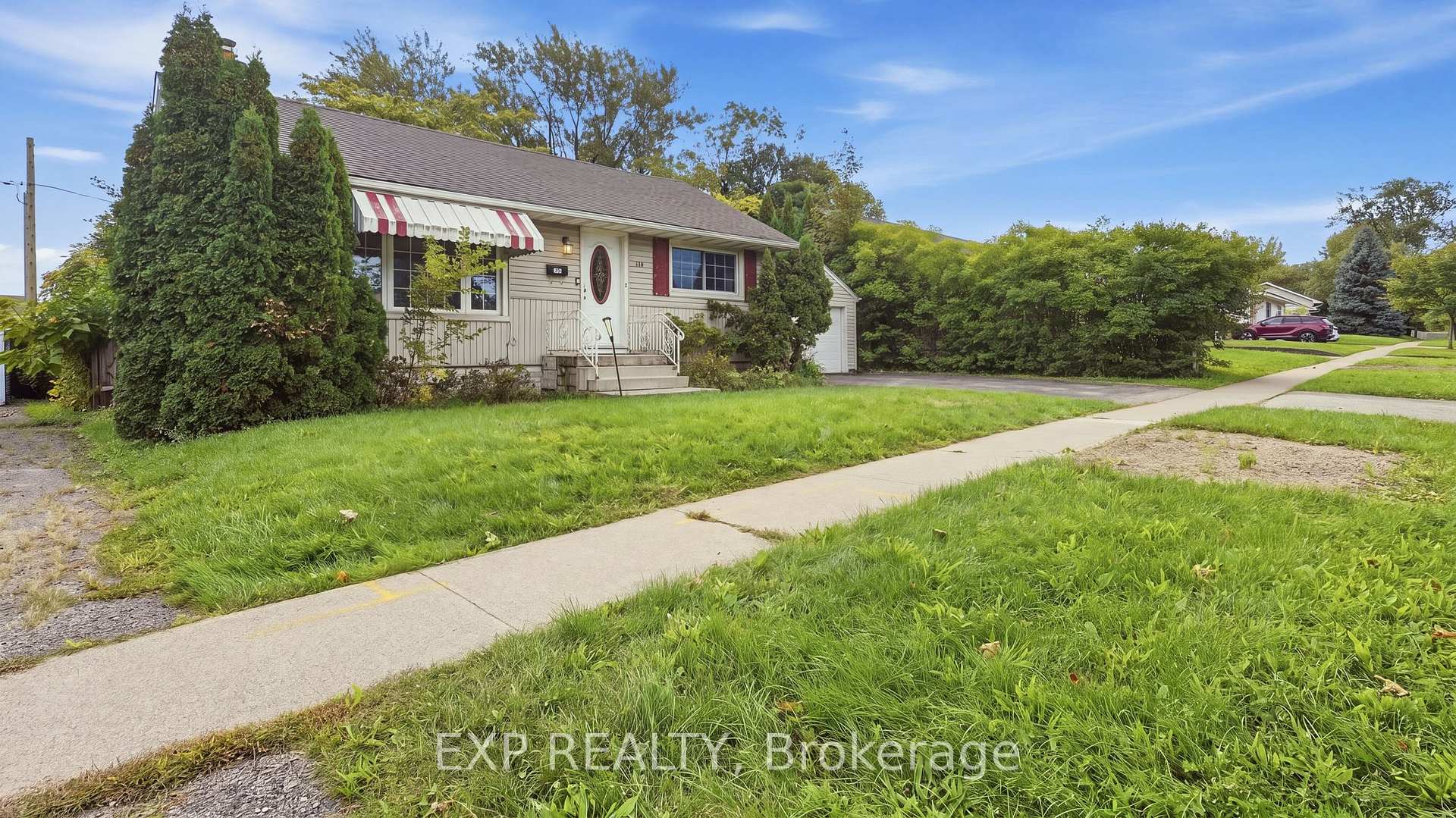 Photo 3 of 123 Jacobson Avenue, St. Catharines, Glendale/Glenridge — HOMEH